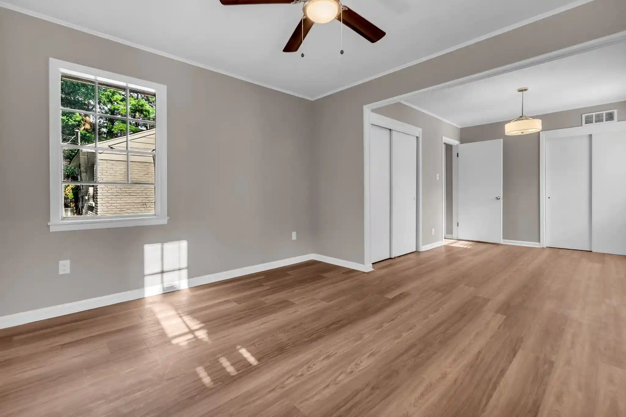 Photo 3 of Single family home for sale at 5466 Cottonwood Rd, Memphis, TN 38115 | MLS# 10227984 | Listing updated on 2026-09-05