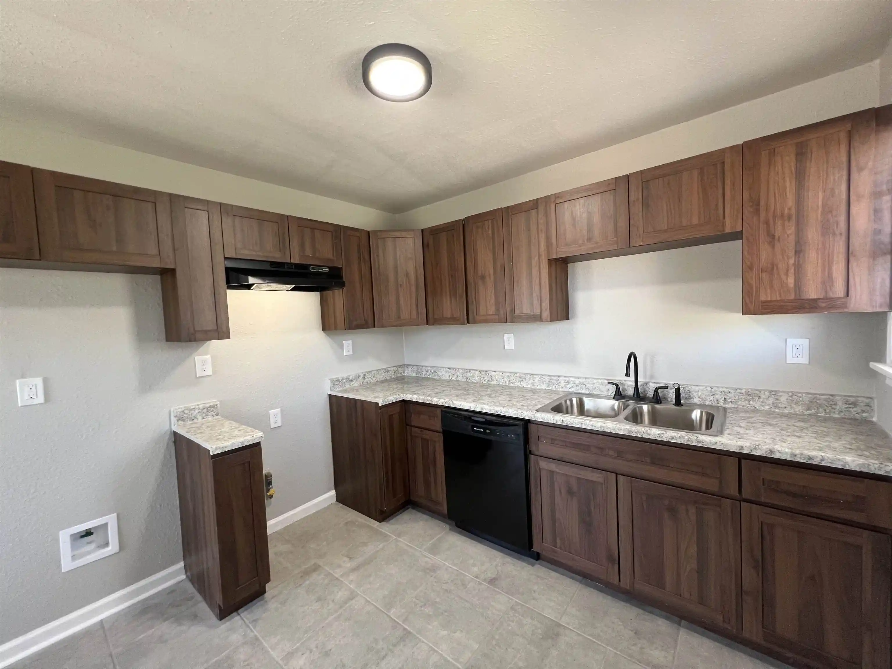 2nd image of 1855 Kansas St, Memphis, TN 38109 | MLS# 10227993
