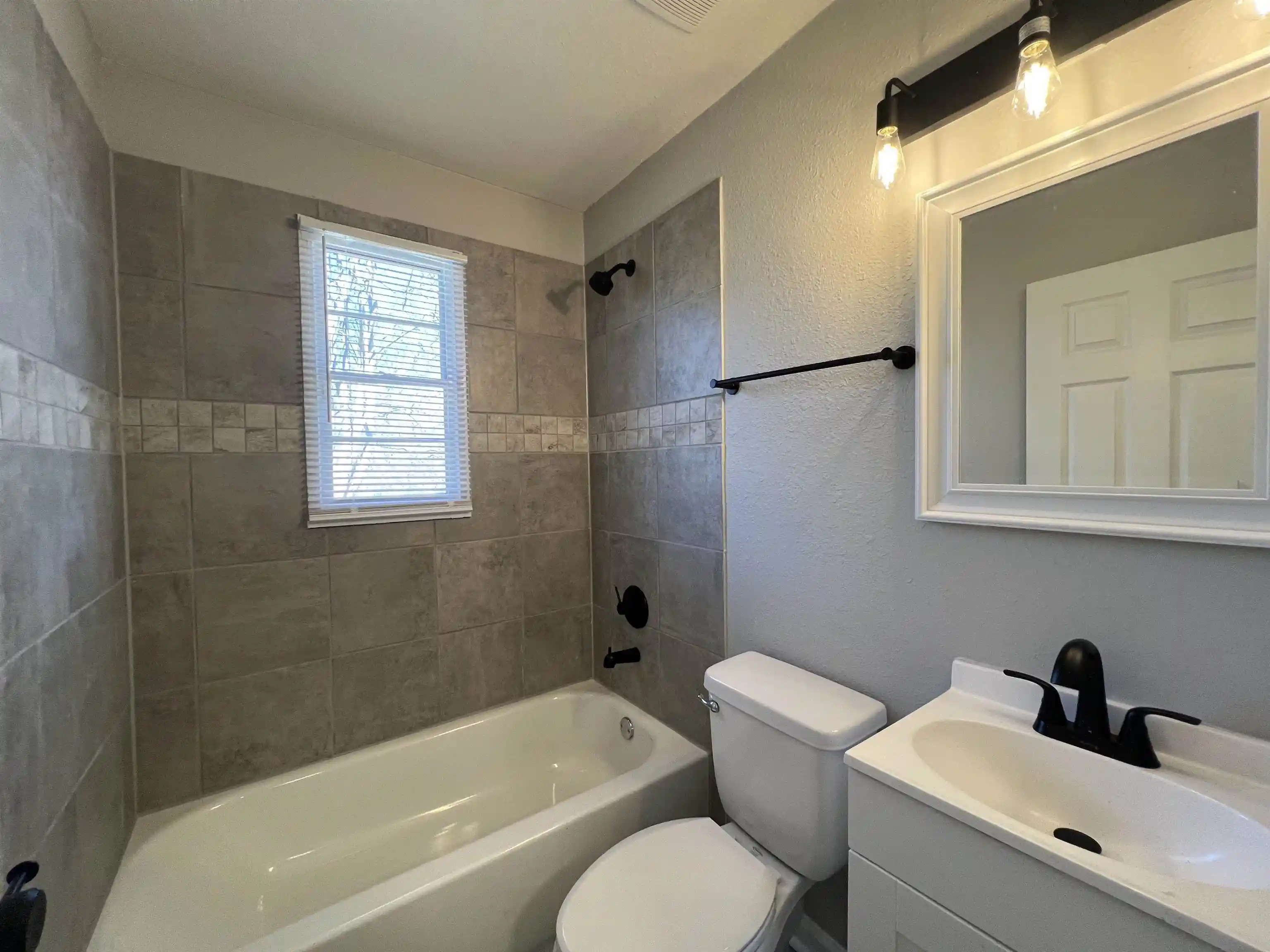 5th image of 1855 Kansas St, Memphis, TN 38109 | MLS# 10227993