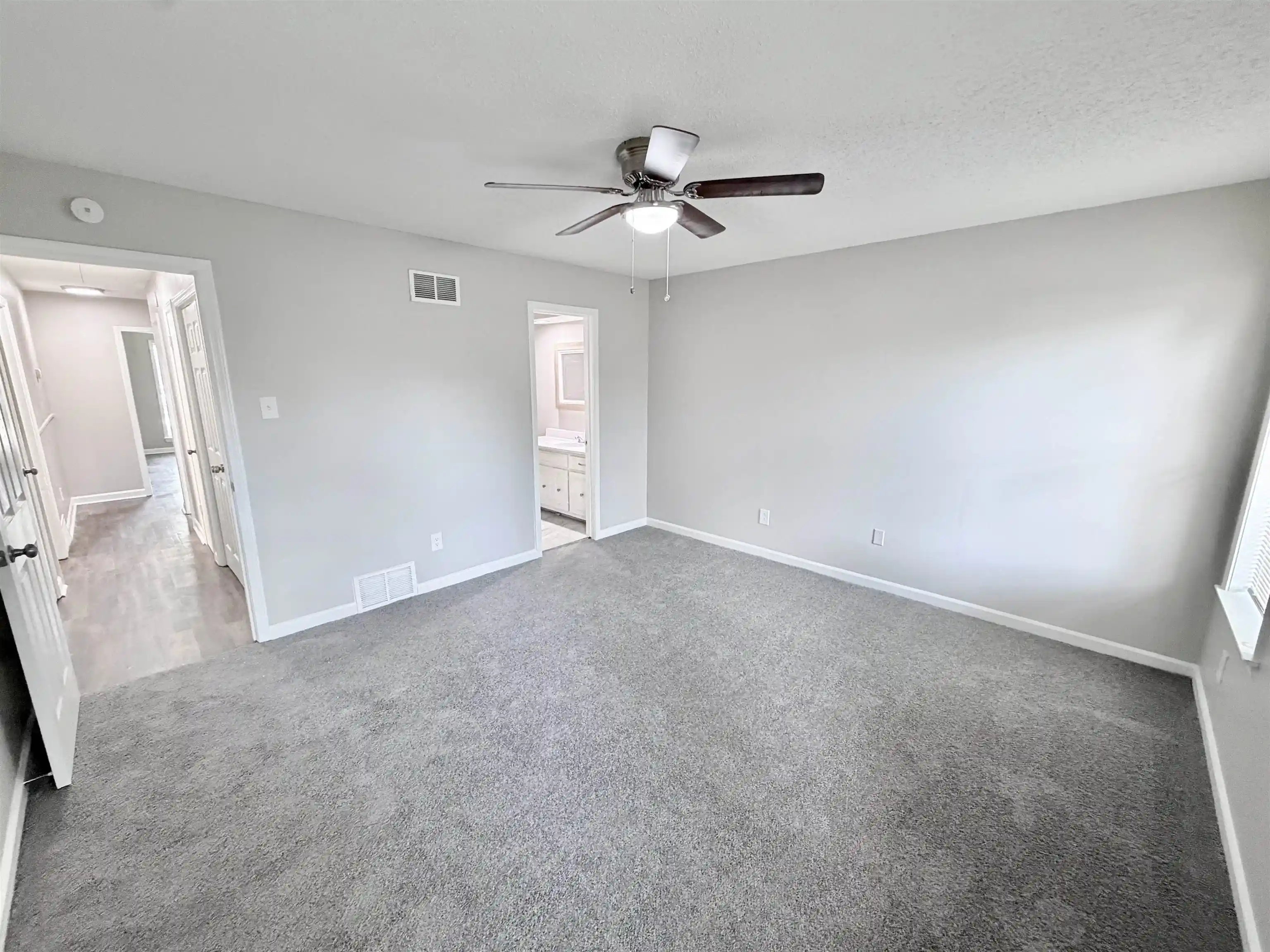 2nd image of 6042 Whisper Valley Dr, Memphis, TN 38141 | MLS# 10228000