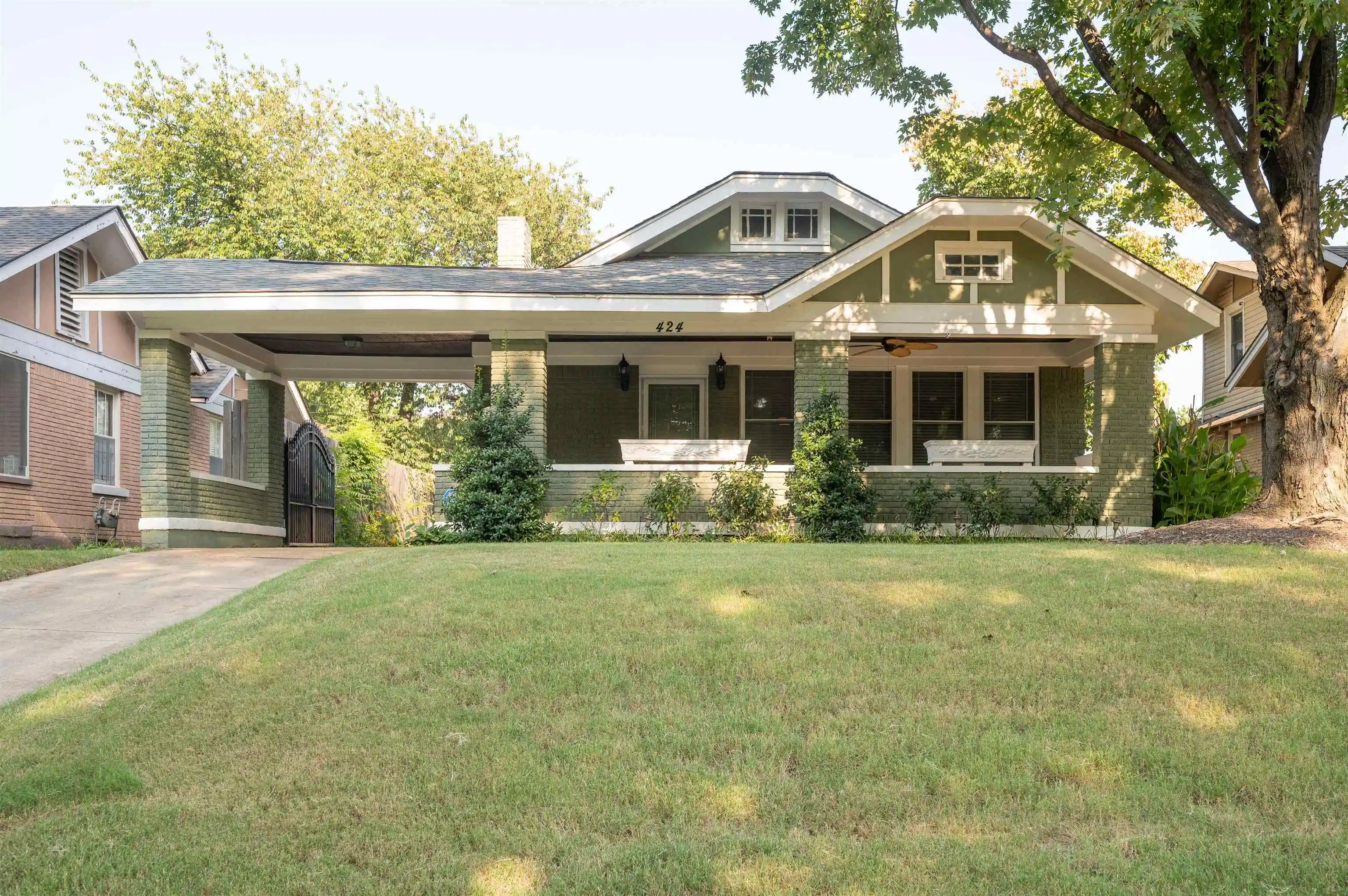 1st image of 424 N Willett St, Memphis, TN 38112 | MLS# 10228001