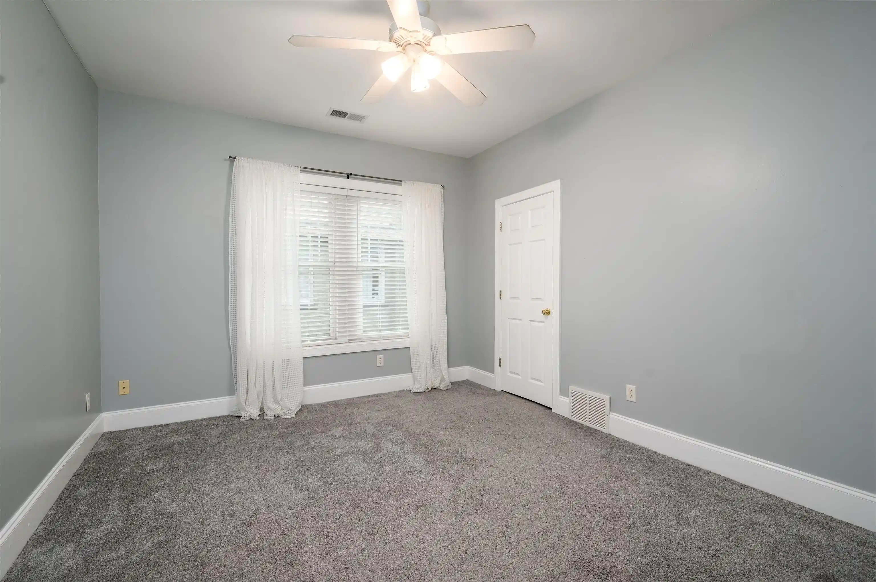4th image of 424 N Willett St, Memphis, TN 38112 | MLS# 10228001