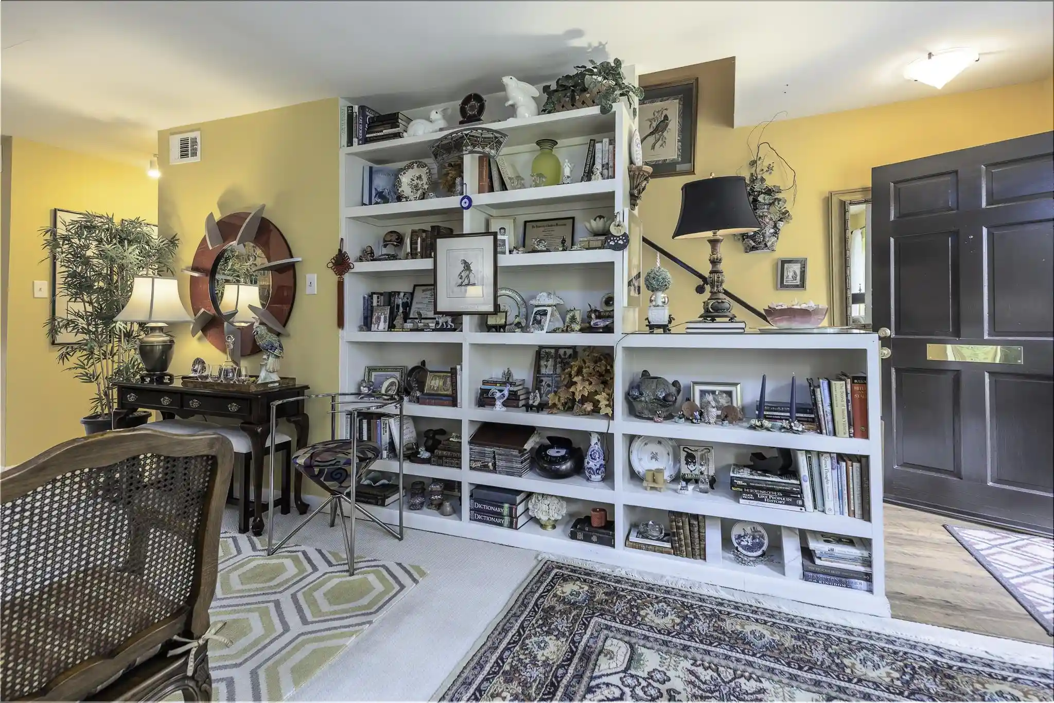 Photo 4 of Townhouse for sale at 528 Peabody Sq #528, Memphis, TN 38104 | MLS# 10228059 | Listing updated on 2026-10-06