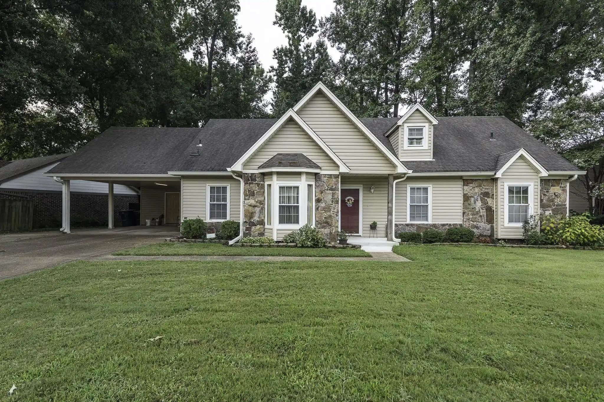 Photo 1 of Single family home for sale at 6131 Ainsworth St, Bartlett, TN 38134 | MLS# 10228083 | Listing updated on 2026-09-11