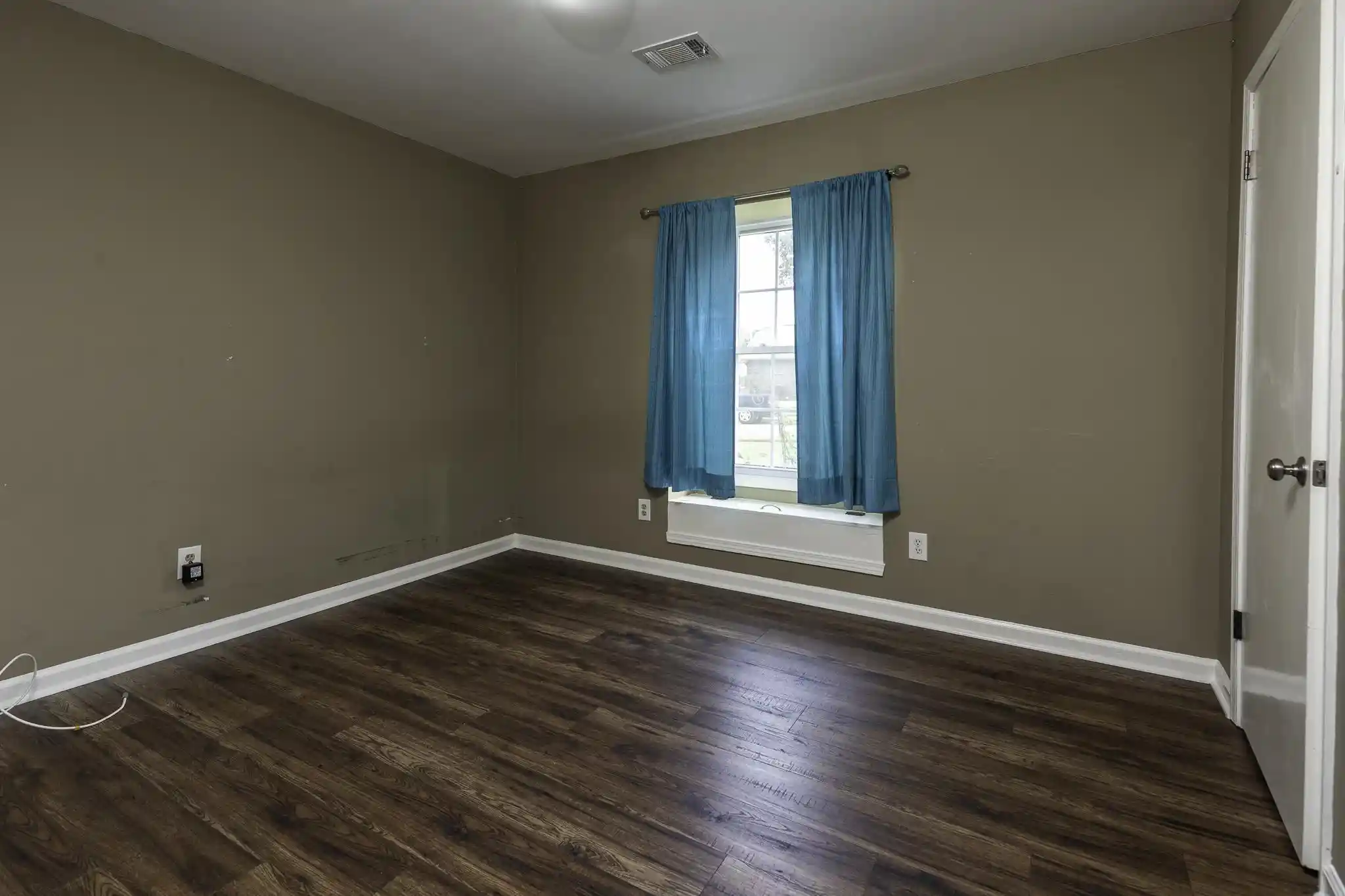 Photo 3 of Single family home for sale at 6131 Ainsworth St, Bartlett, TN 38134 | MLS# 10228083 | Listing updated on 2026-09-11