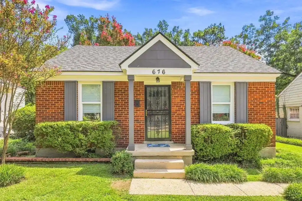 1st image of 676 S Graham St, Memphis, TN 38111 | MLS# 10228126