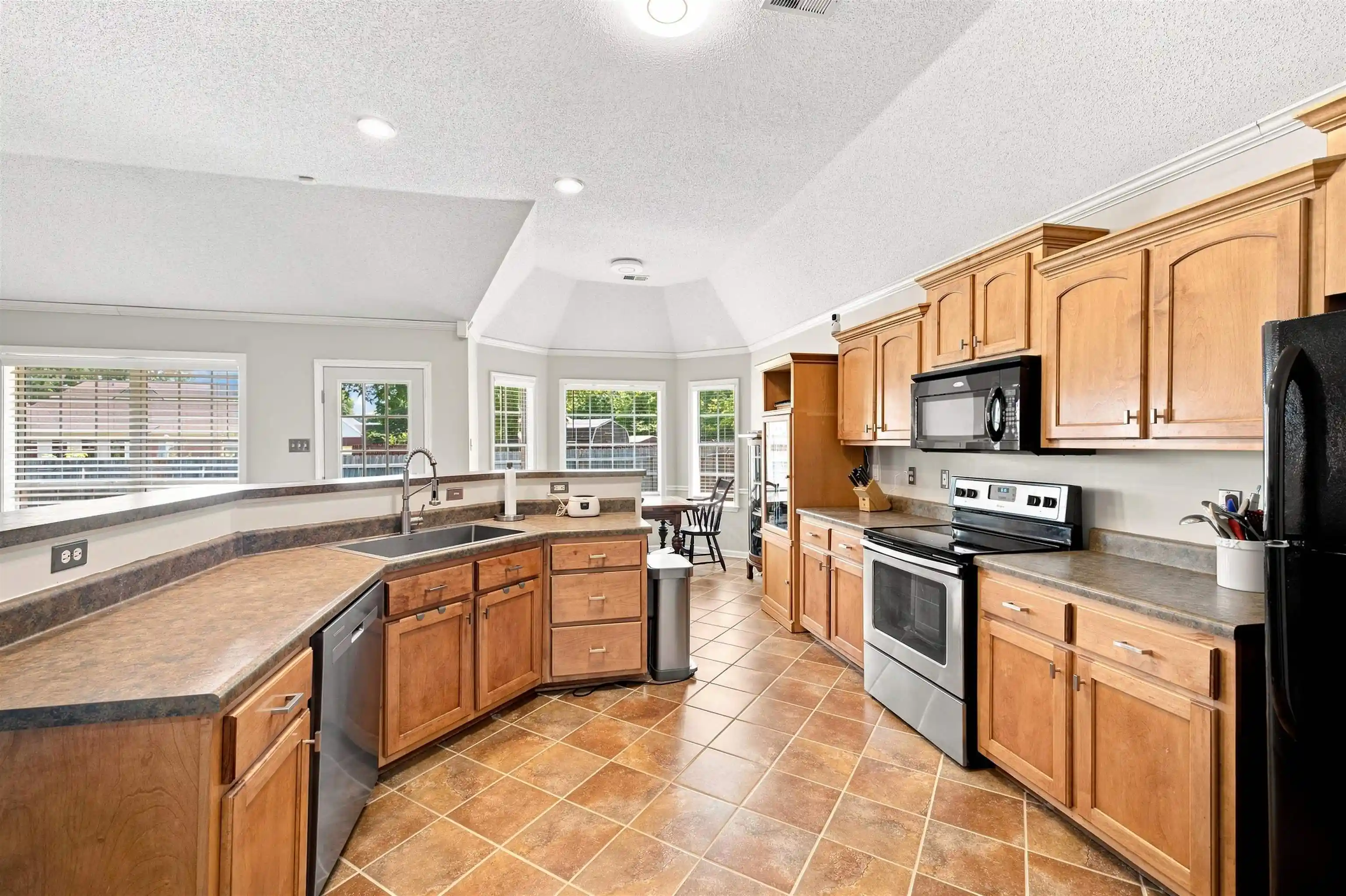 Photo 3 of Sale Pending at 255 Cameron Dr, Oakland, TN 38060 | MLS# 10228128 | Listing updated on 2026-08-28