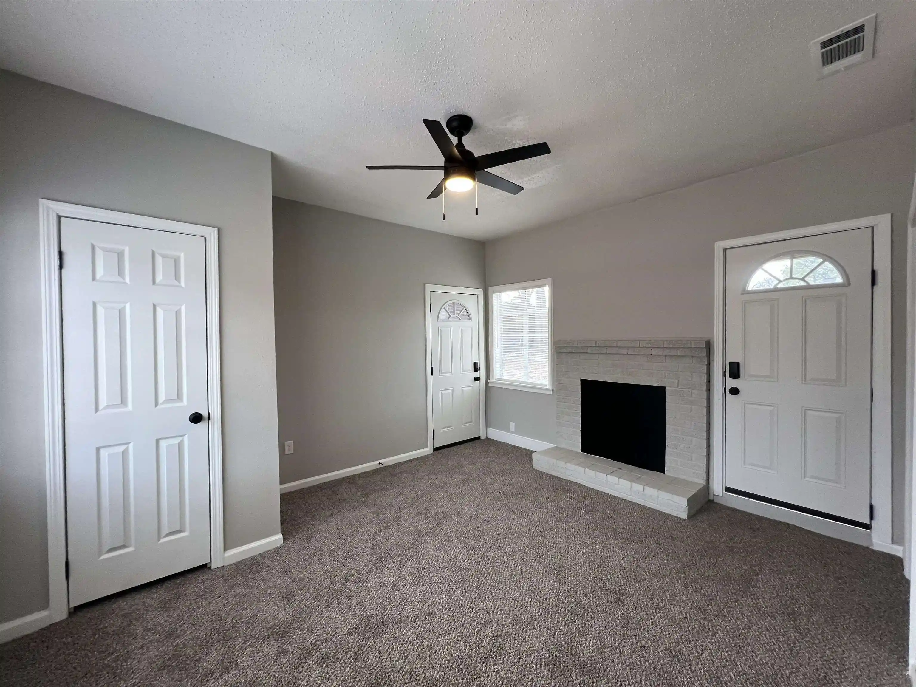 Photo 3 of Sale Pending at 4643 Auburn Rd, Memphis, TN 38116 | MLS# 10228155 | Listing updated on 2026-08-12