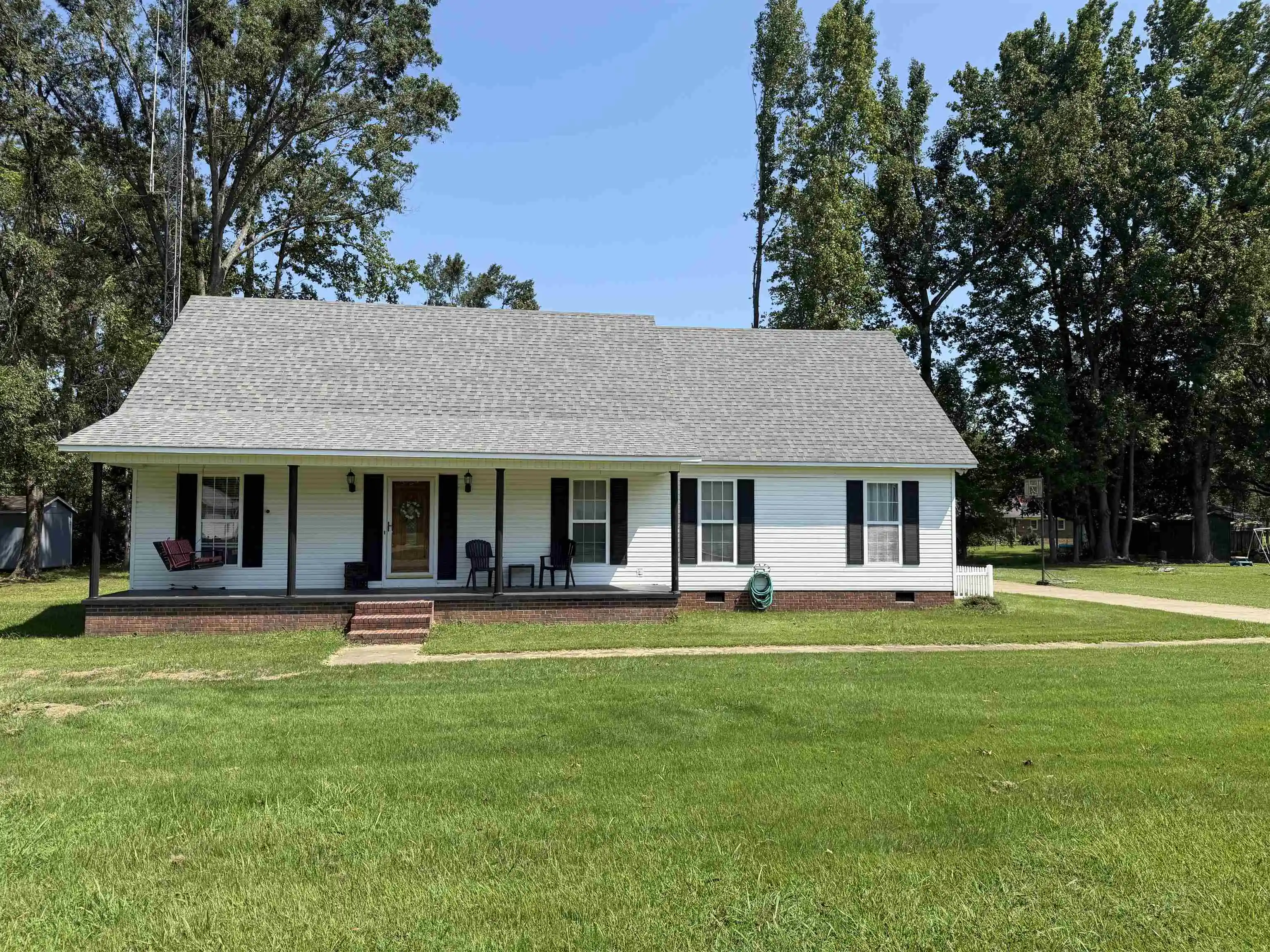 1st image of 420 Brandi Dr, Savannah, TN 38372 | MLS# 10228200