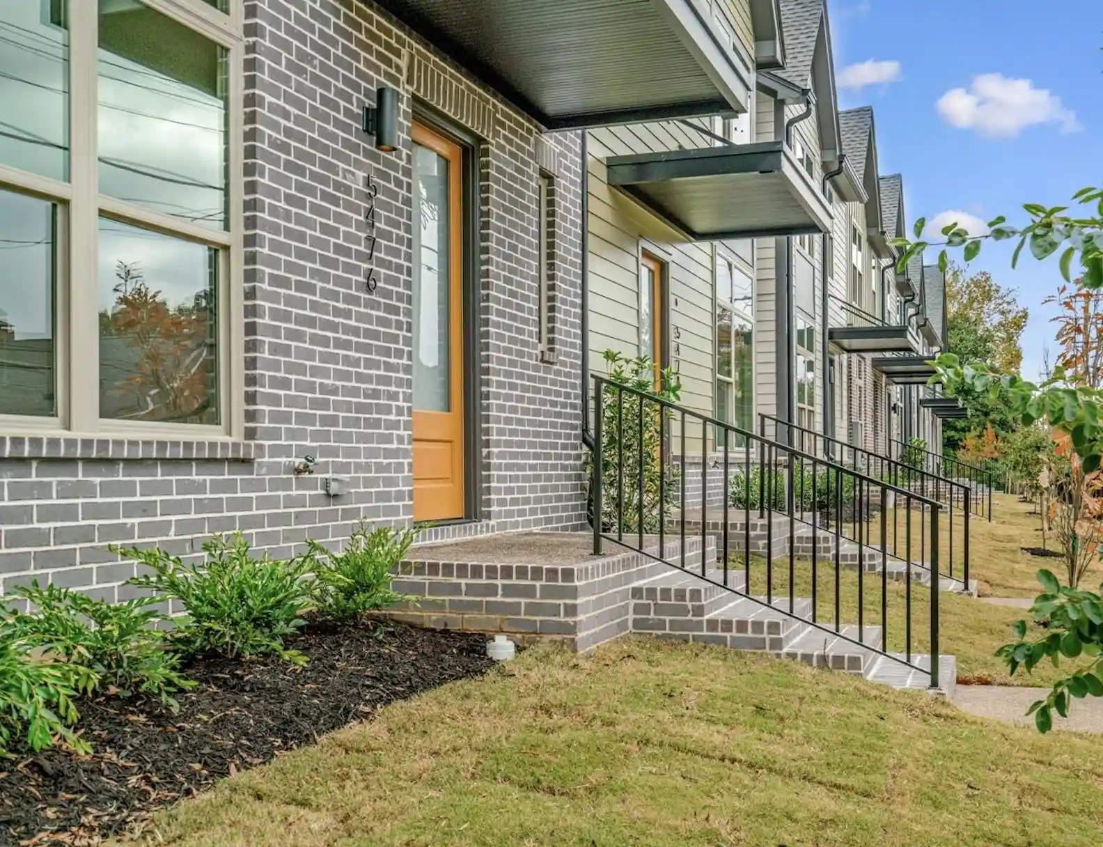 1st image of 5482 Park Ave #5, Memphis, TN 38119 | MLS# 10228212
