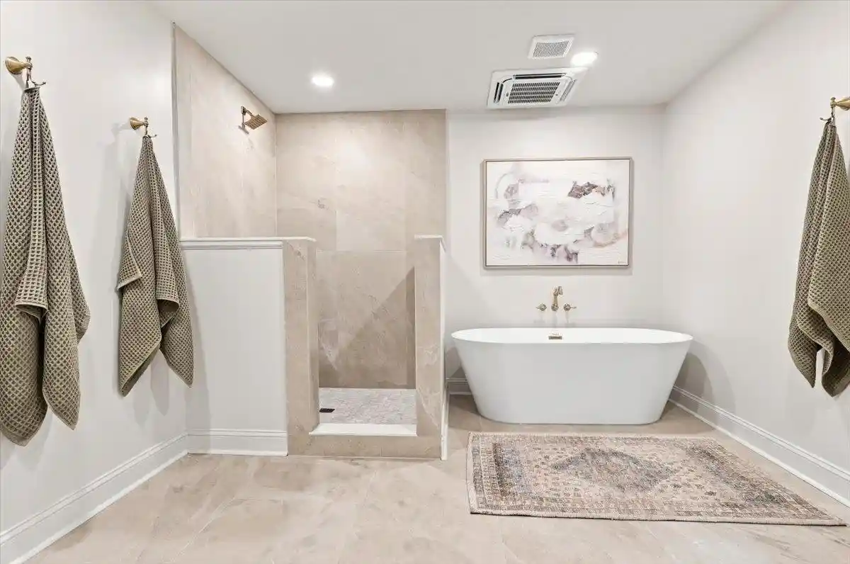 Photo 2 of Single family home for sale at 1984 Alder Branch Dr, Germantown, TN 38139 | MLS# 10228214 | Listing updated on 2026-09-09