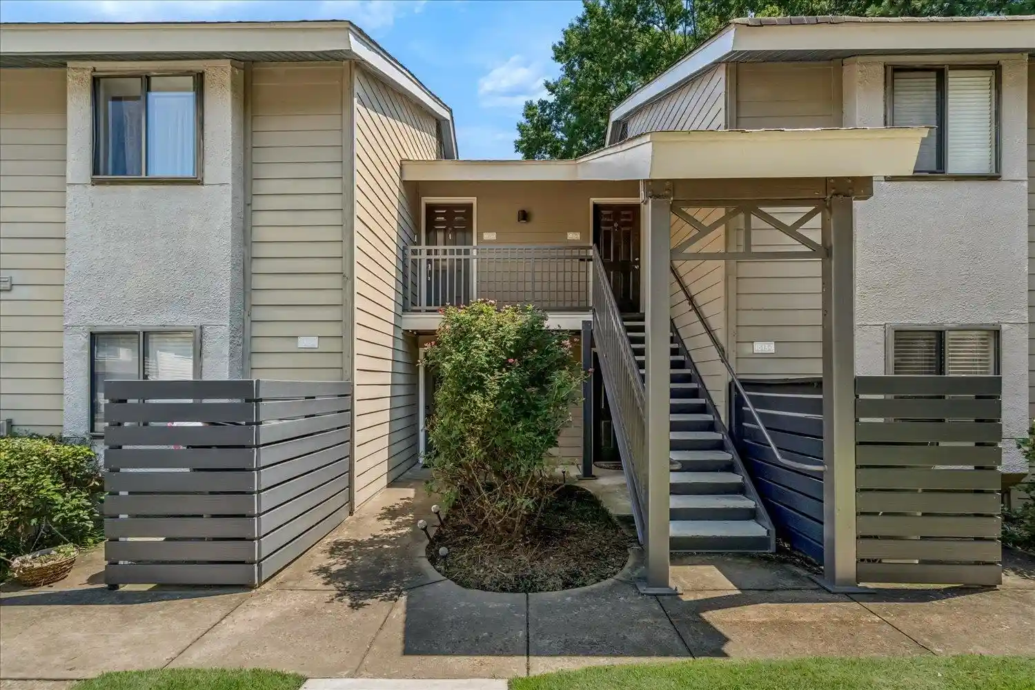 Photo 1 of Sale Pending at 1813 Birch Post Cv #107, Germantown, TN 38138 | MLS# 10228231 | Listing updated on 2026-08-24