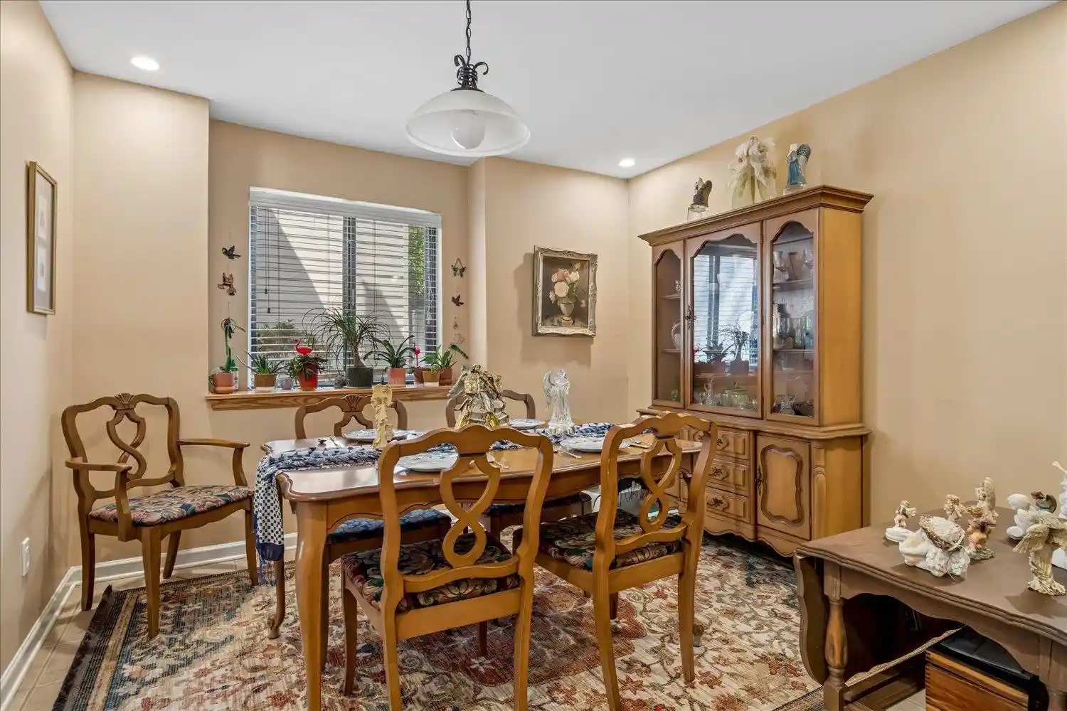 Photo 4 of Sale Pending at 1813 Birch Post Cv #107, Germantown, TN 38138 | MLS# 10228231 | Listing updated on 2026-08-24