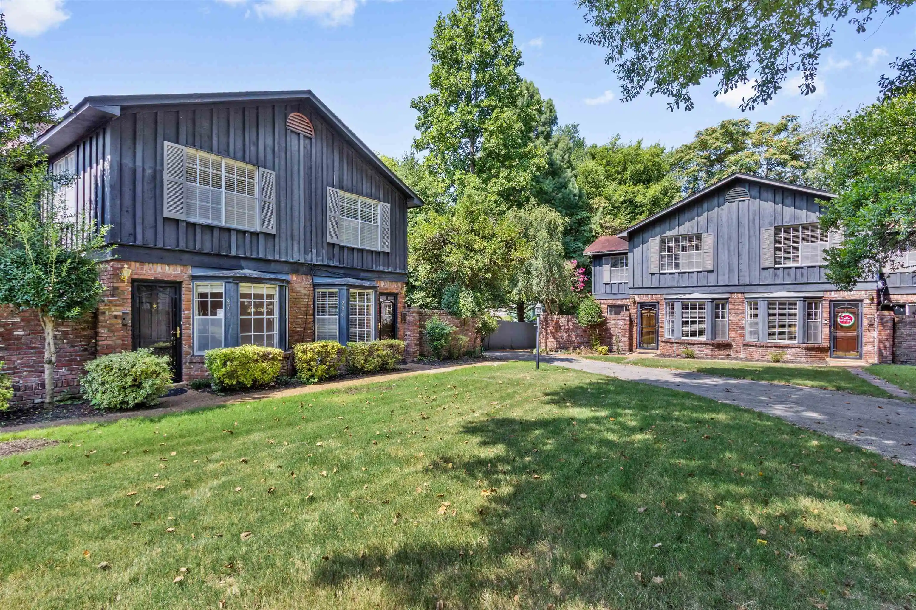 1st image of 207 S Idlewild St, Memphis, TN 38104 | MLS# 10228234