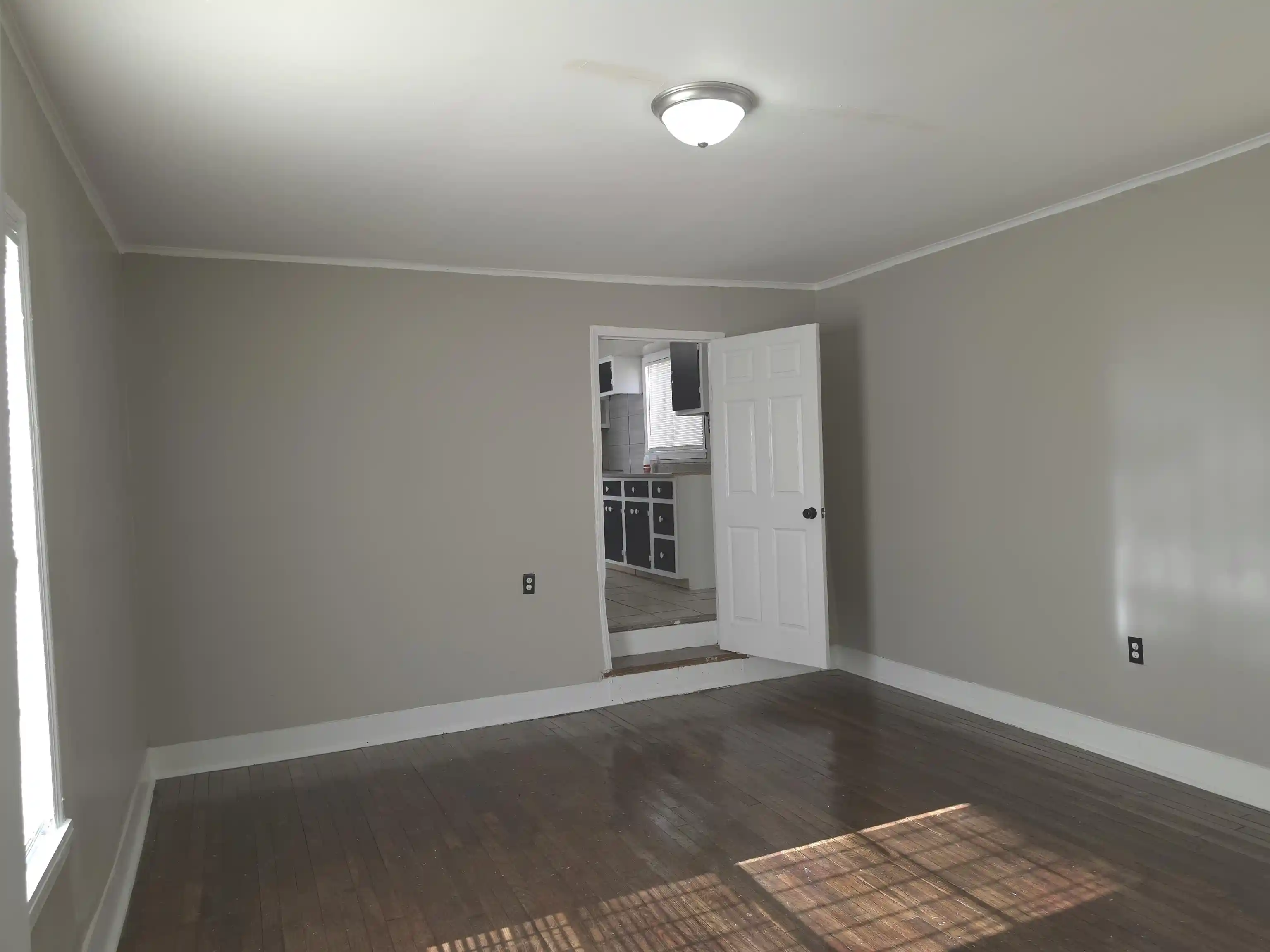 2nd image of 119 Ingle Ave, Memphis, TN 38109 | MLS# 10228262