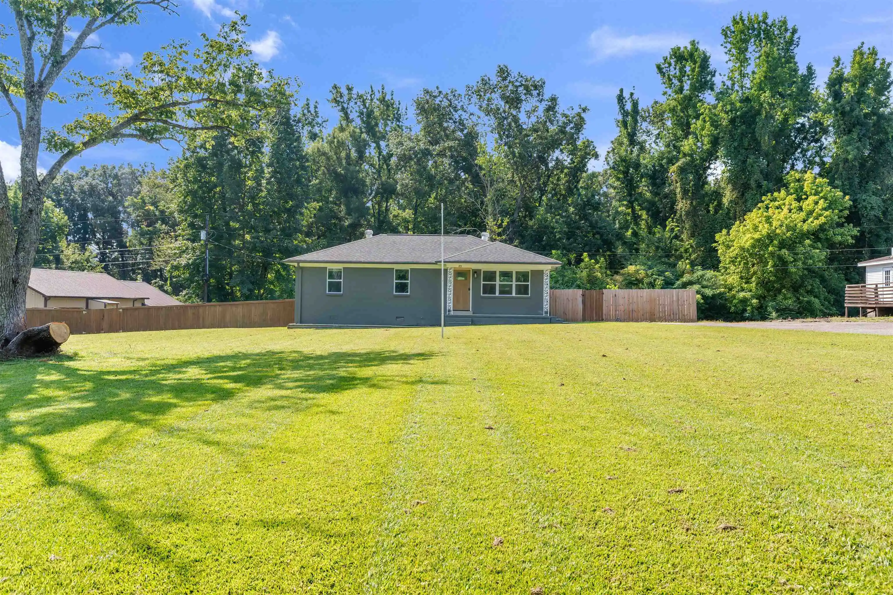 1st image of 185 Henry Dr, Somerville, TN 38068 | MLS# 10228286