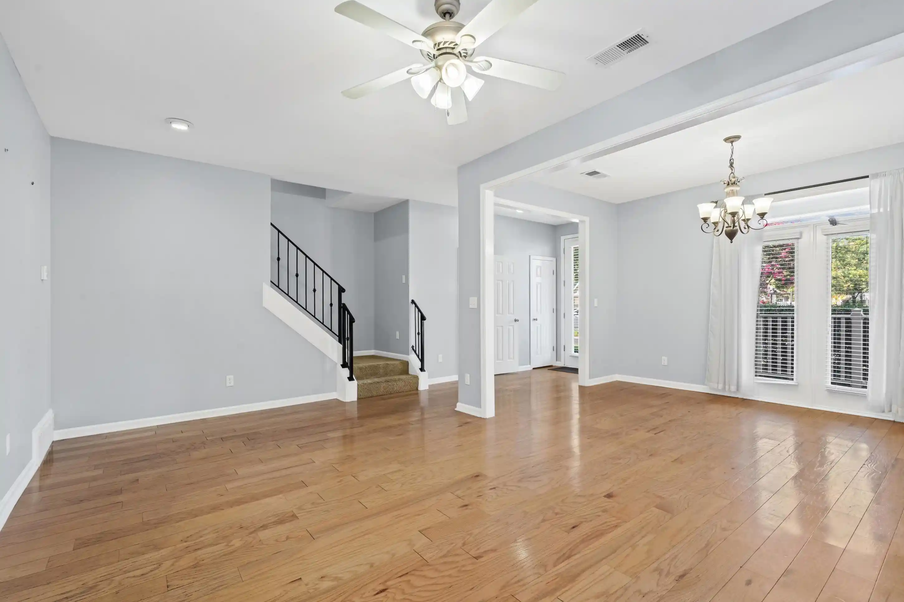 2nd image of 137 Fleets Island Dr, Memphis, TN 38103 | MLS# 10228288
