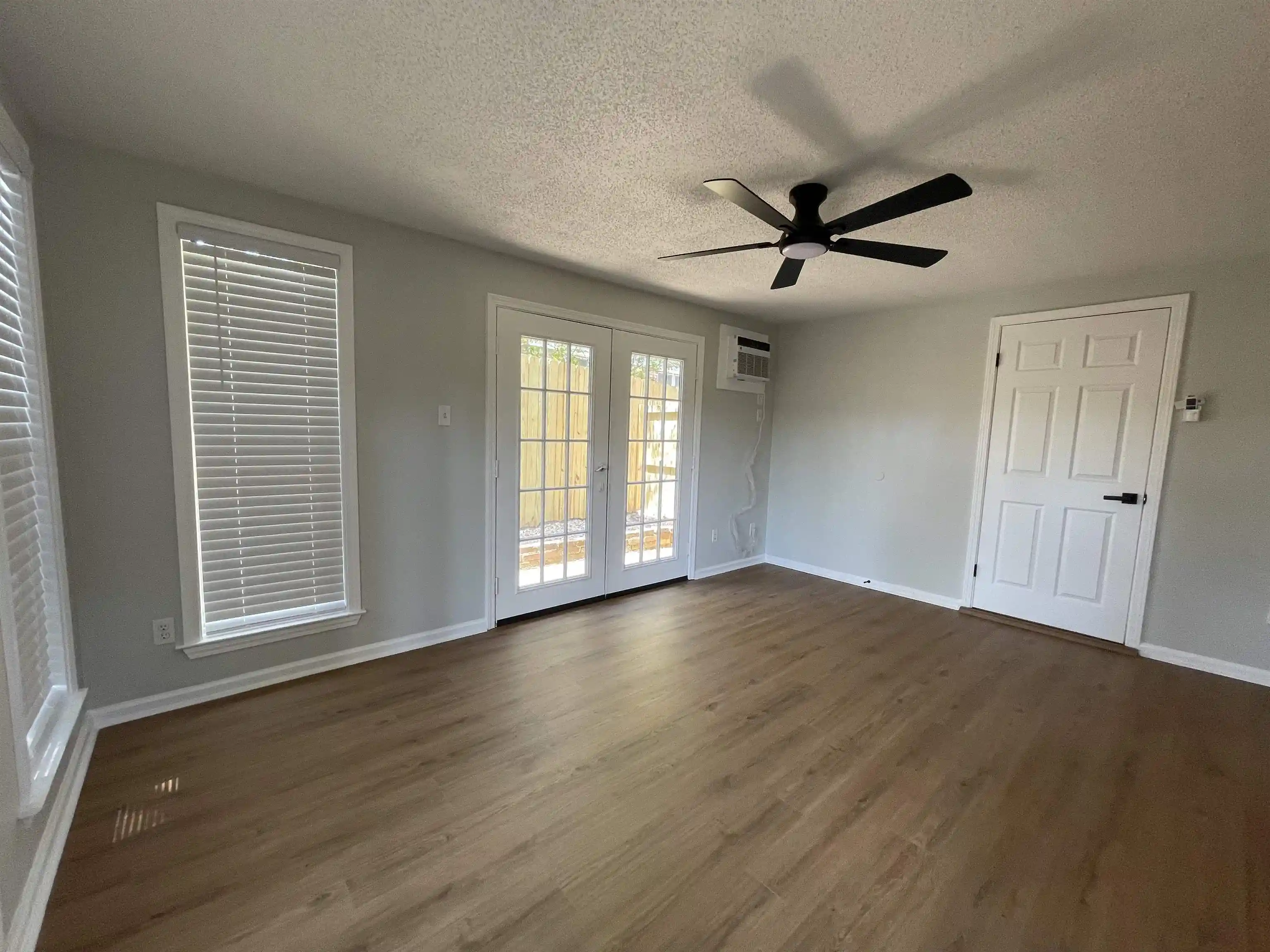 Photo 3 of Single family home for sale at 3562 Monessen Dr, Memphis, TN 38128 | MLS# 10228290 | Listing updated on 2026-10-06
