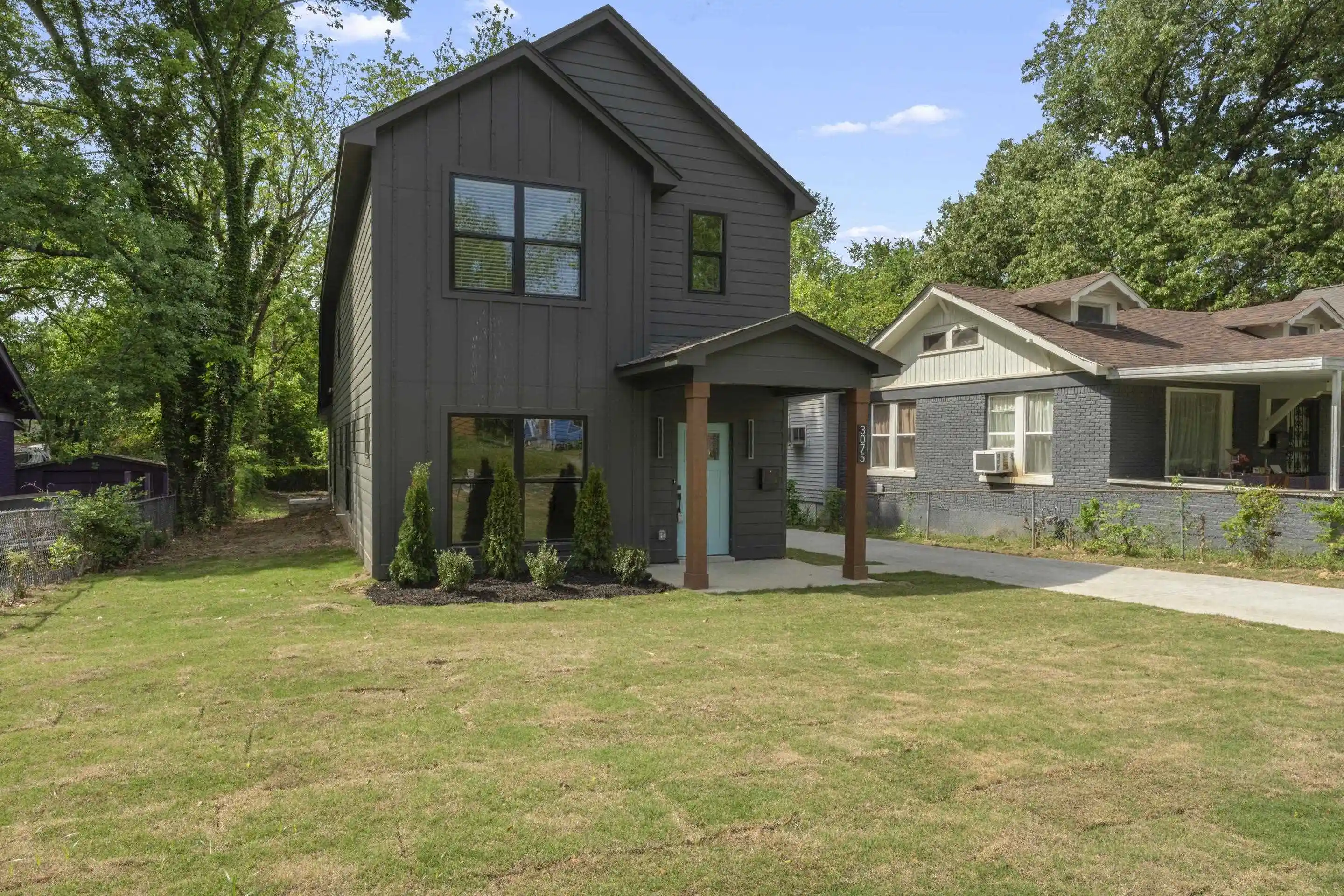 1st image of 3075 Spottswood Ave, Memphis, TN 38111 | MLS# 10228311