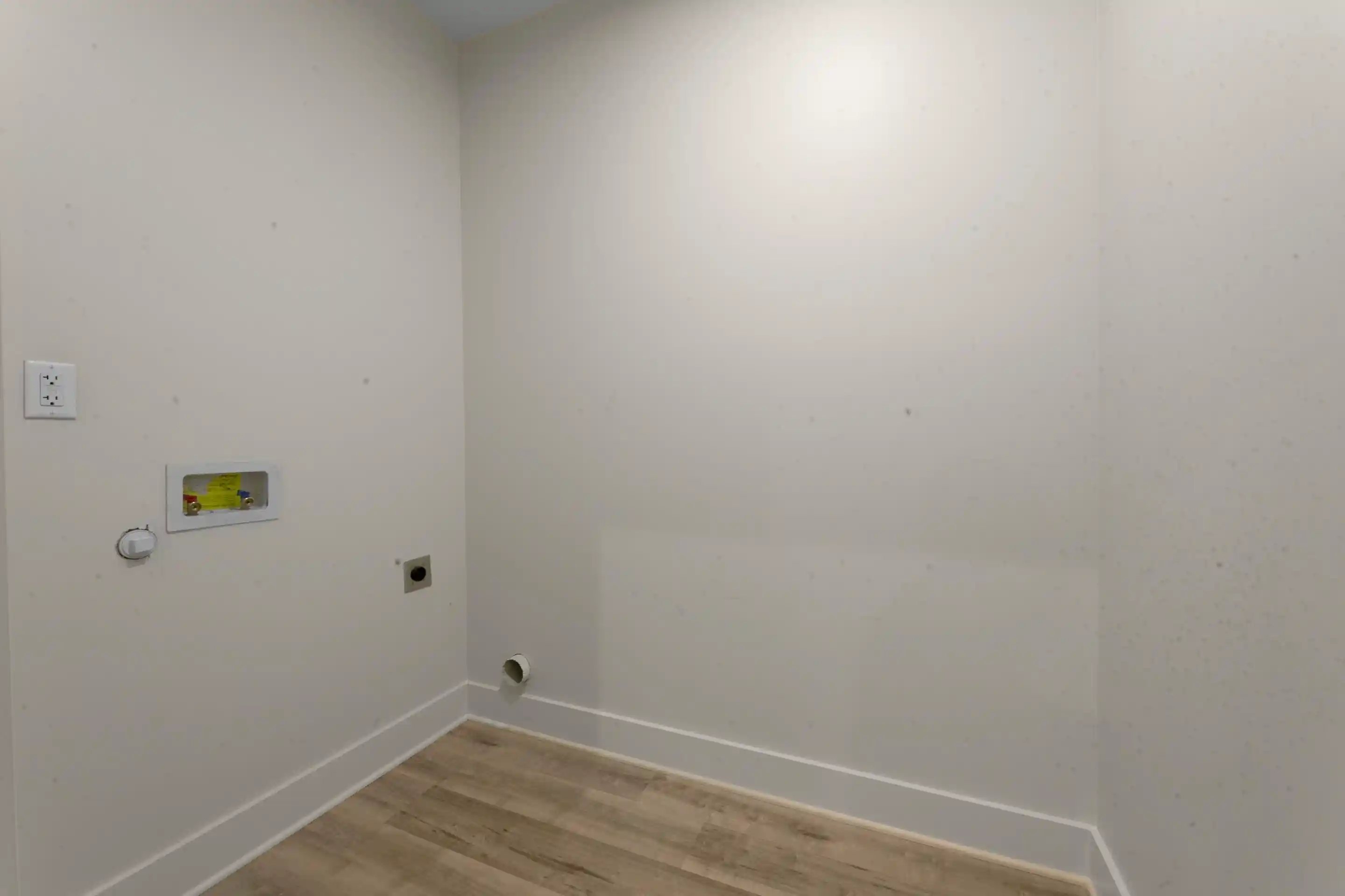 5th image of 3075 Spottswood Ave, Memphis, TN 38111 | MLS# 10228311