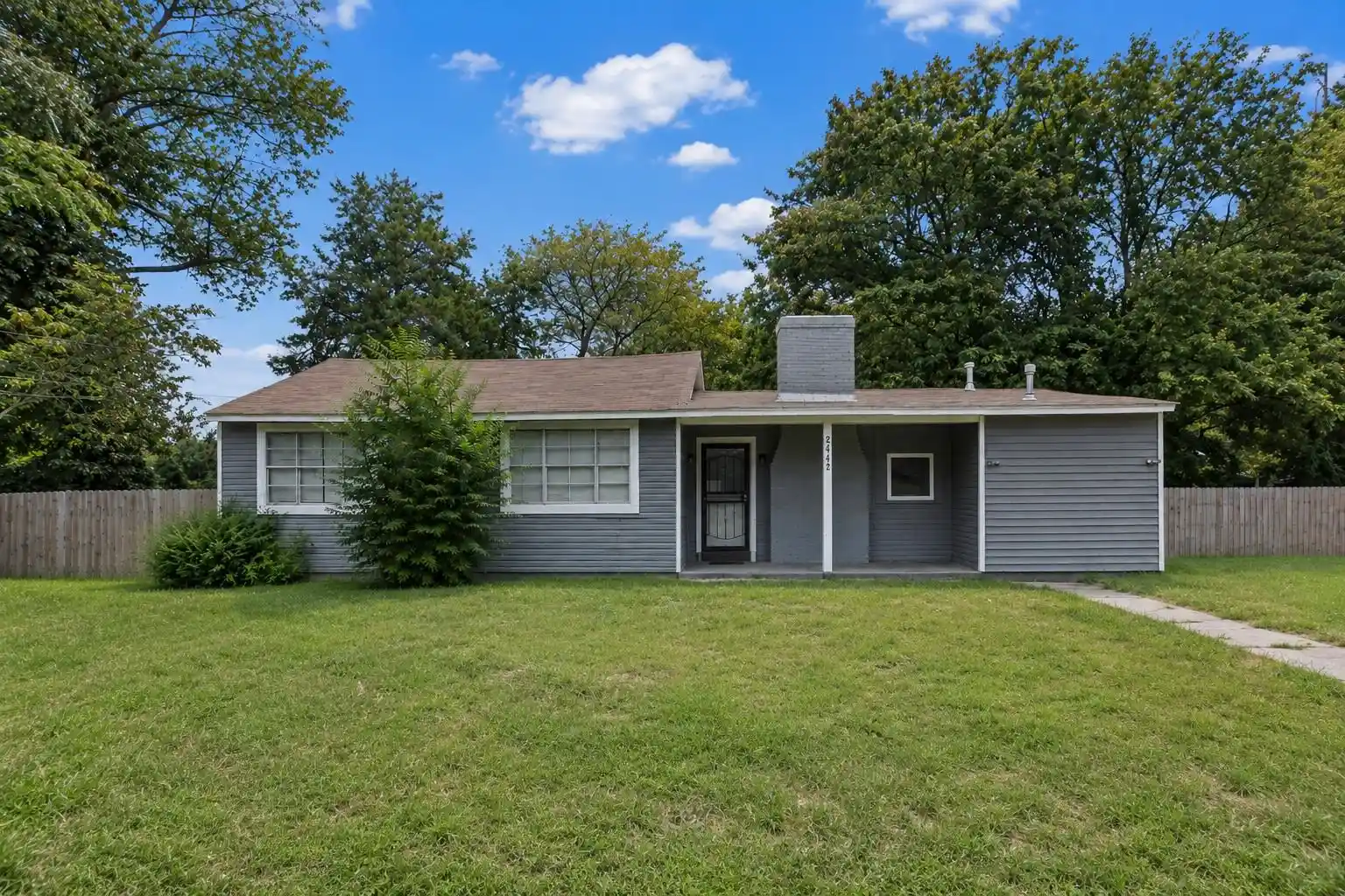 1st image of 2442 Manchester Rd, Memphis, TN 38114 | MLS# 10228334