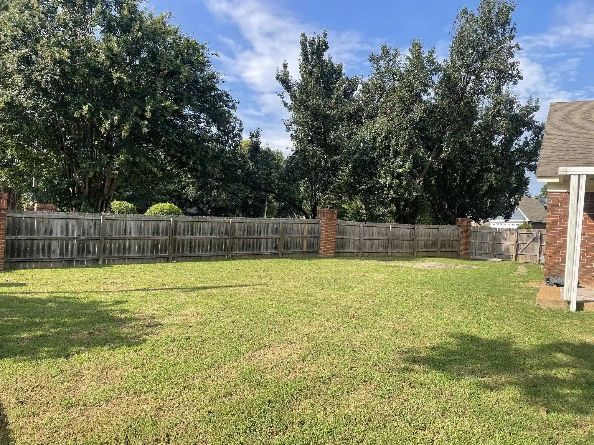 Photo 4 of Townhouse for sale at 6557 S Sungate Dr, Bartlett, TN 38135 | MLS# 10228341 | Listing updated on 2026-08-17