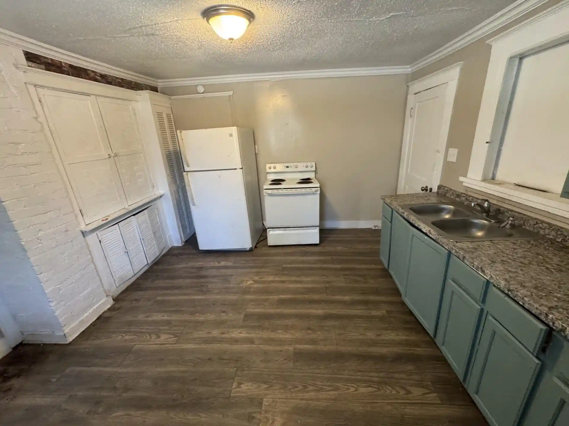 Photo 2 of Single family home for sale at 1829 The Oaks Ave, Memphis, TN 38127 | MLS# 10228352 | Listing updated on 2026-08-13