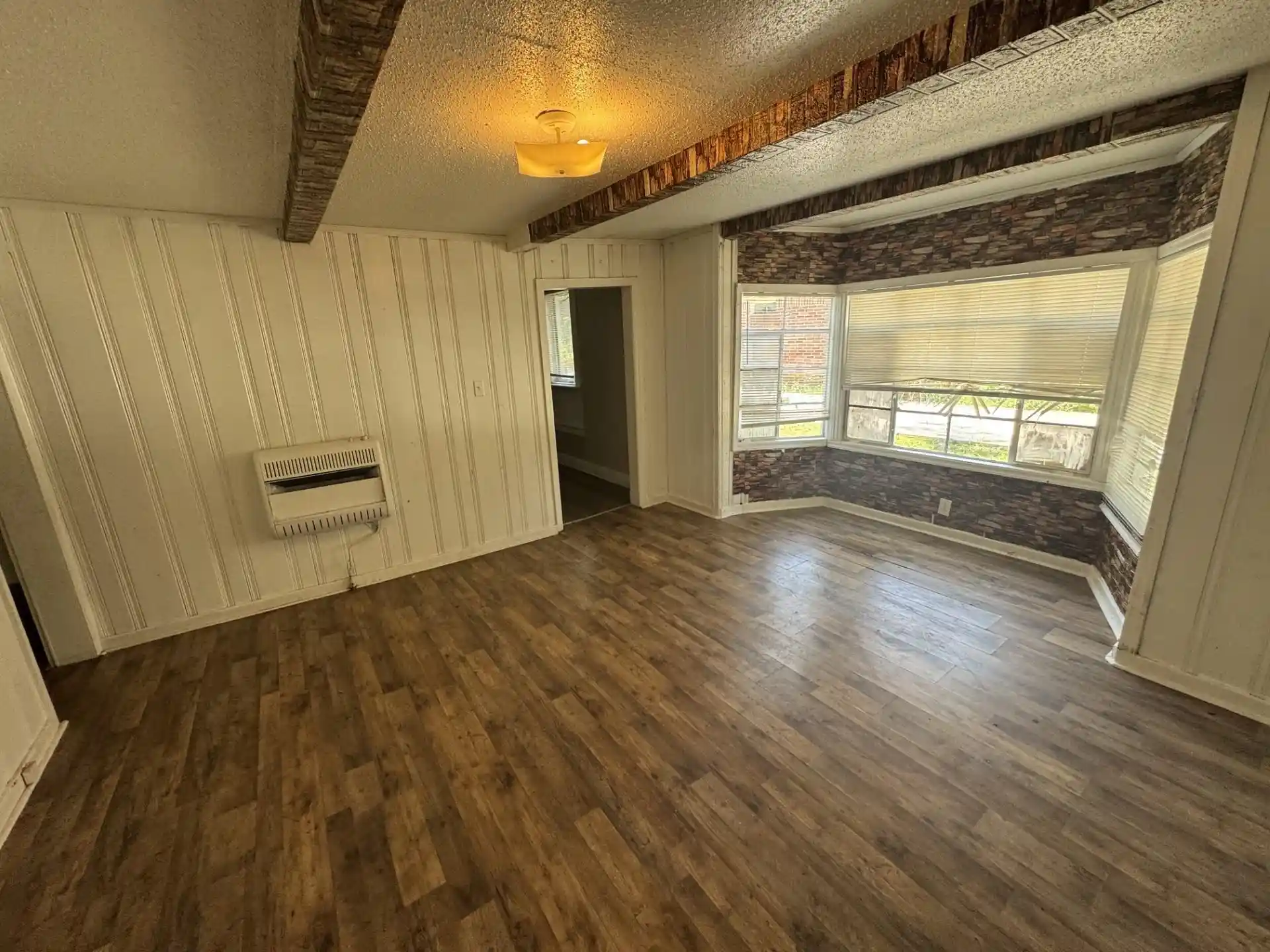 Photo 4 of Single family home for sale at 1829 The Oaks Ave, Memphis, TN 38127 | MLS# 10228352 | Listing updated on 2026-10-28
