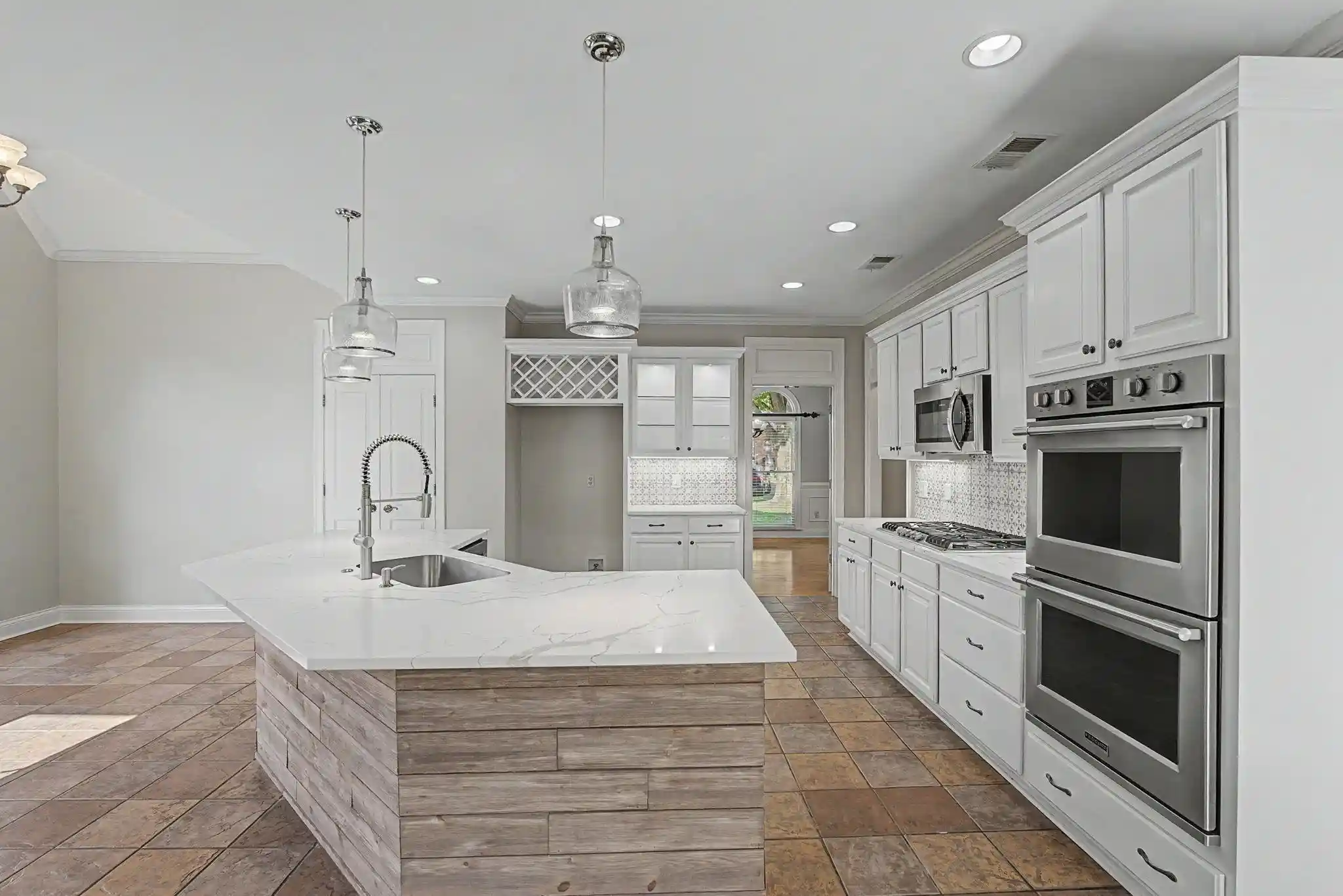 3rd image of 8957 Cedar Hollow Cv, Cordova, TN 38016 | MLS# 10228358