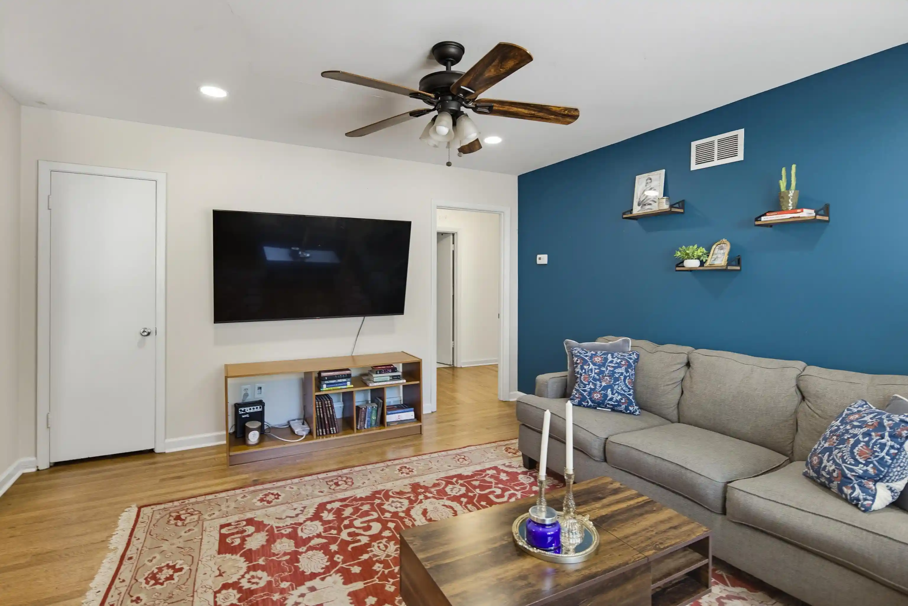 2nd image of 1526 Vera Cruz St, Memphis, TN 38117 | MLS# 10228360
