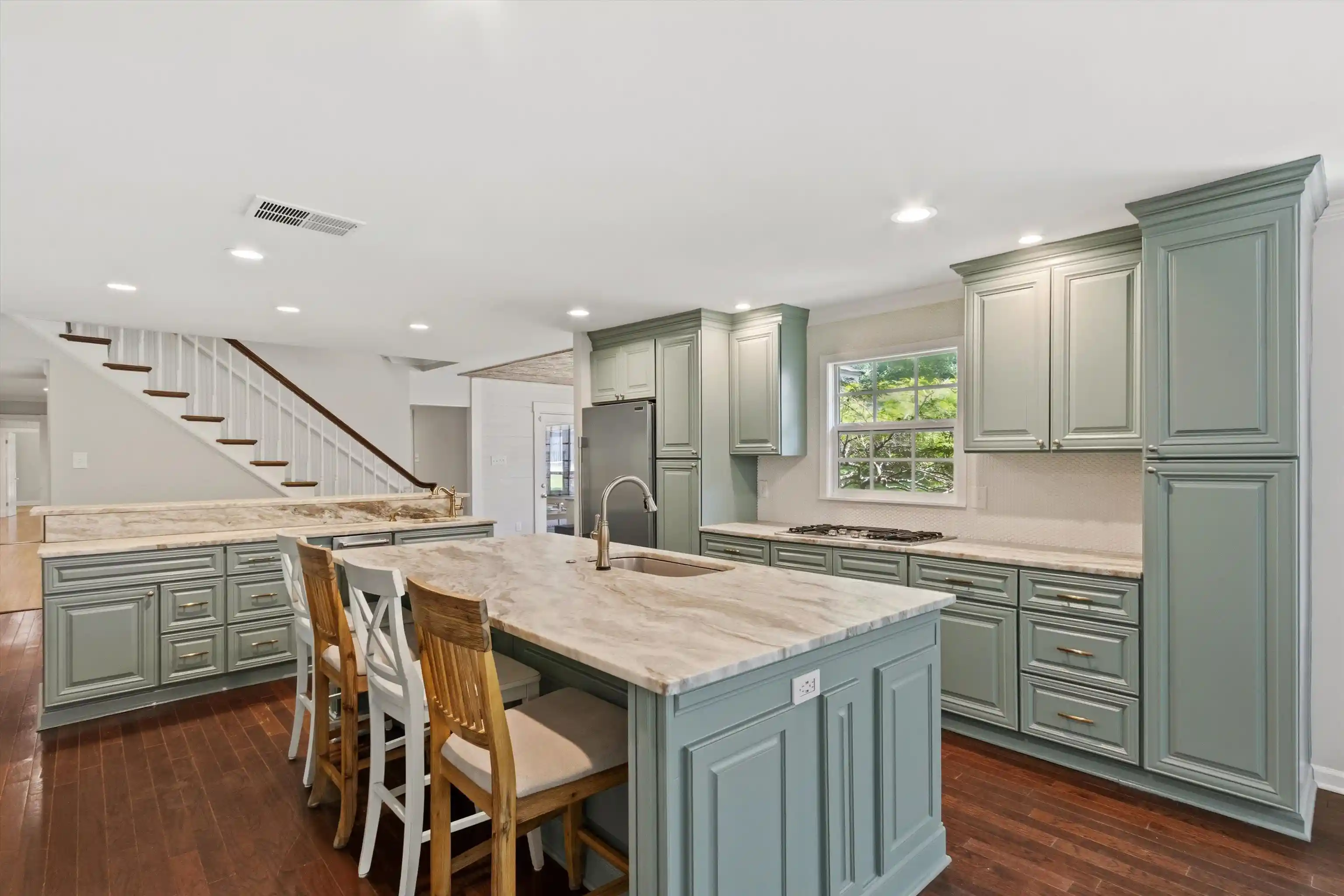 4th image of 322 N Rose Rd, Memphis, TN 38117 | MLS# 10228361
