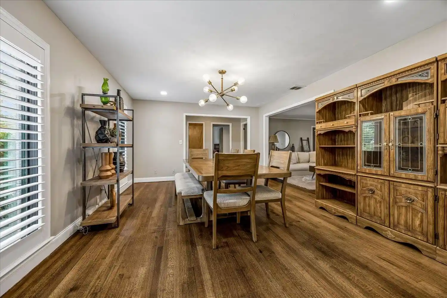 4th image of 5911 Macleod Dr, Memphis, TN 38119 | MLS# 10228370