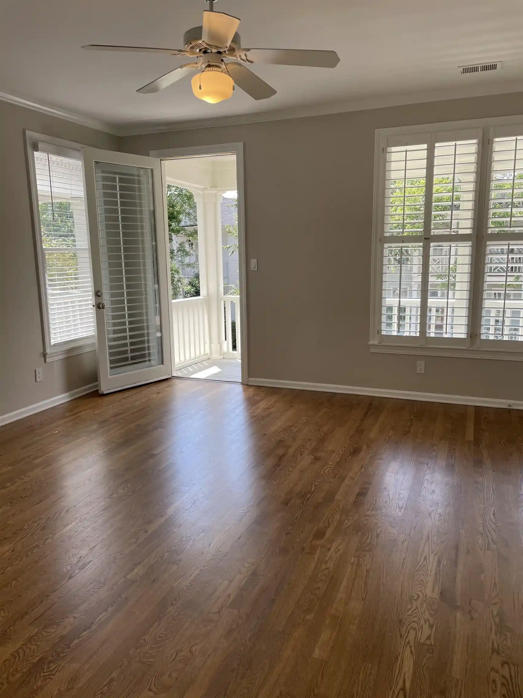 Photo 3 of Sale Pending at 936 Harbor Bnd Rd, Memphis, TN 38103 | MLS# 10228383 | Listing updated on 2026-08-28