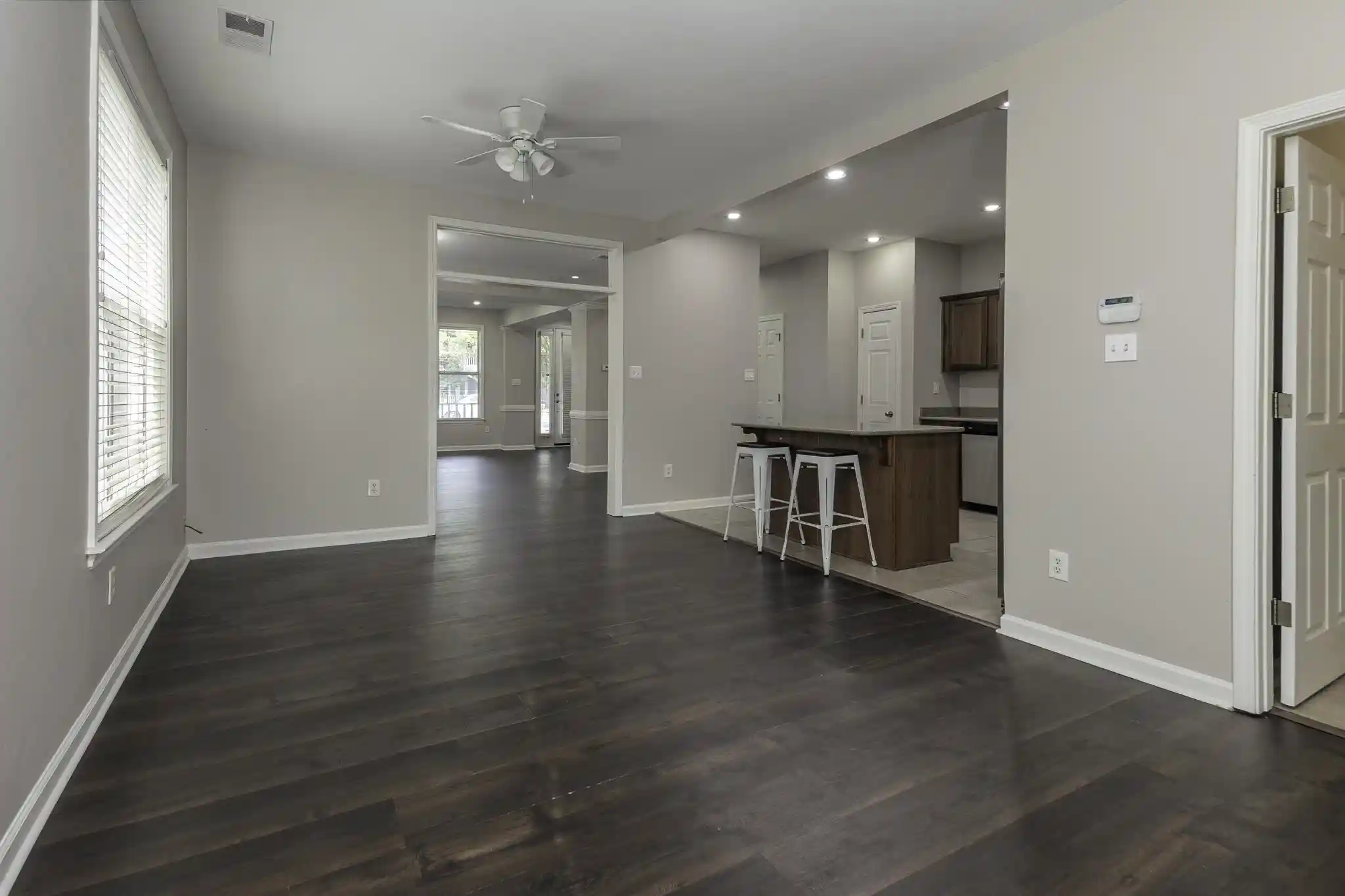 2nd image of 1128 E Island Pl, Memphis, TN 38103 | MLS# 10228392