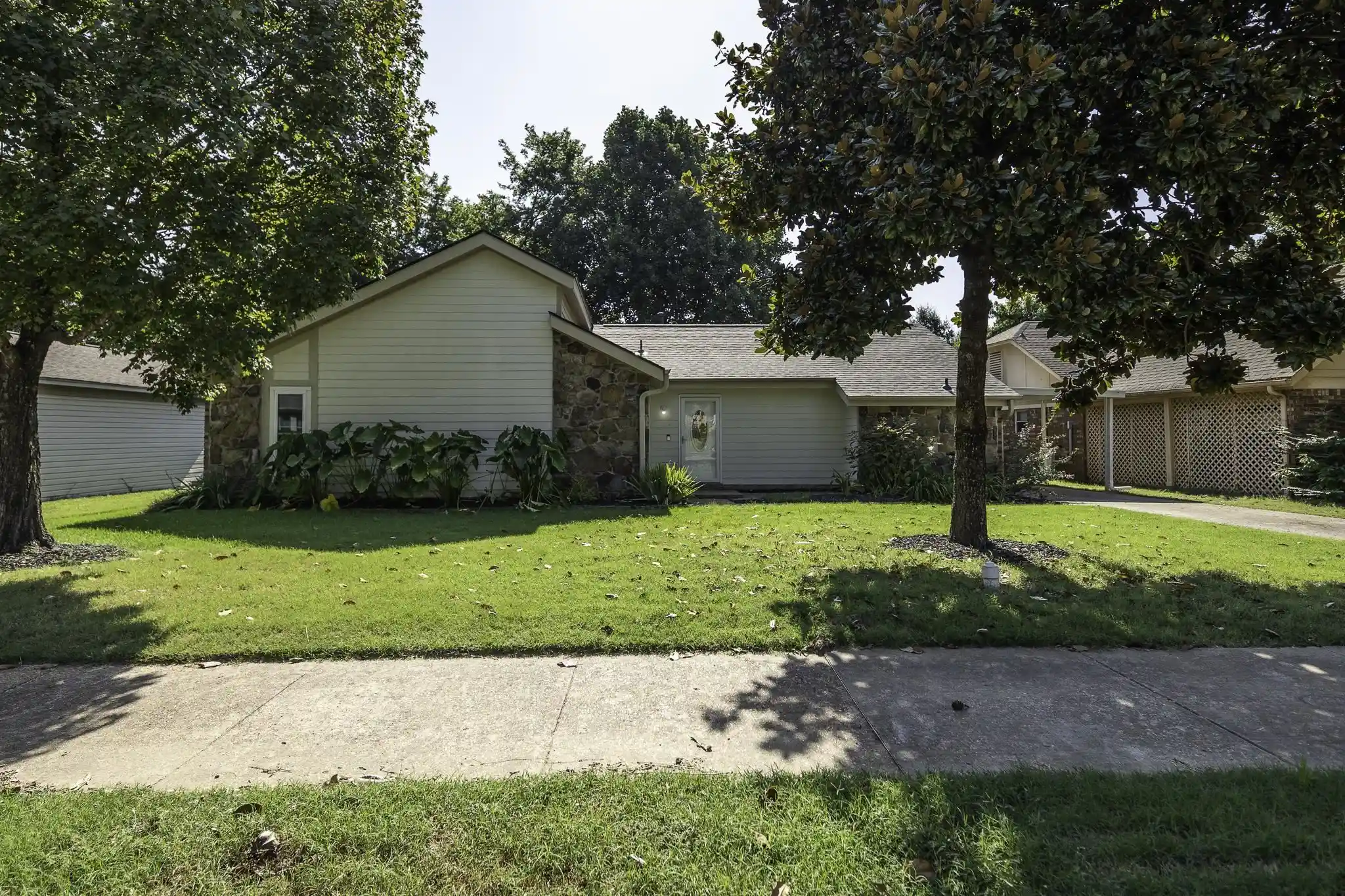 1st image of 2954 Crowell St, Bartlett, TN 38133 | MLS# 10228393