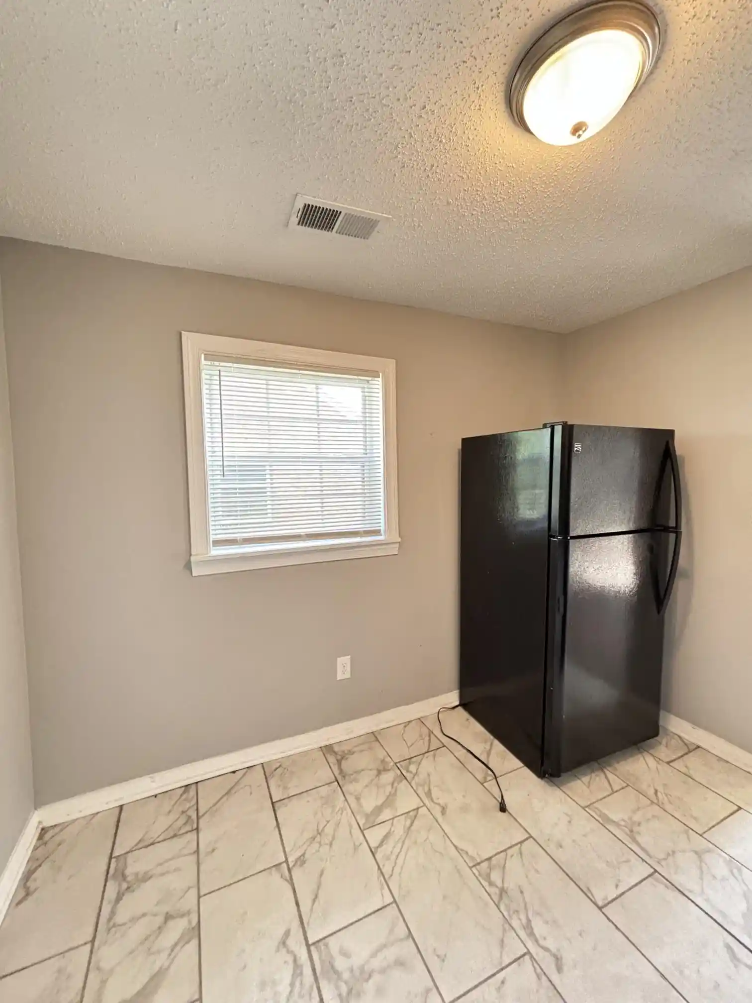 Photo 3 of Multi family home for sale at 893 Pearce St, Memphis, TN 38107 | MLS# 10228410 | Listing updated on 2026-08-14