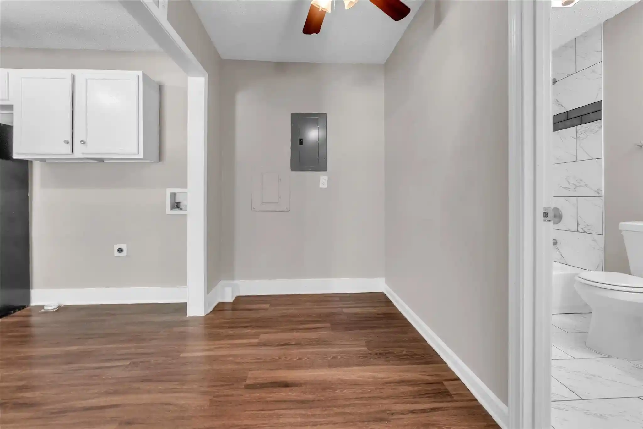Photo 3 of Single family home for sale at 3186 S Edgeware Rd, Memphis, TN 38118 | MLS# 10228411 | Listing updated on 2026-08-28