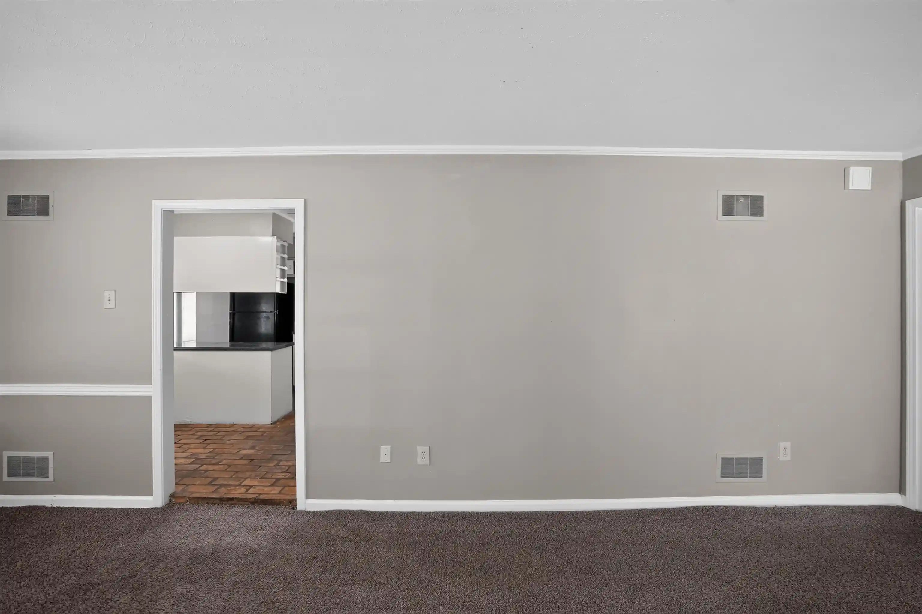 2nd image of 3244 Boxdale St, Memphis, TN 38118 | MLS# 10228413