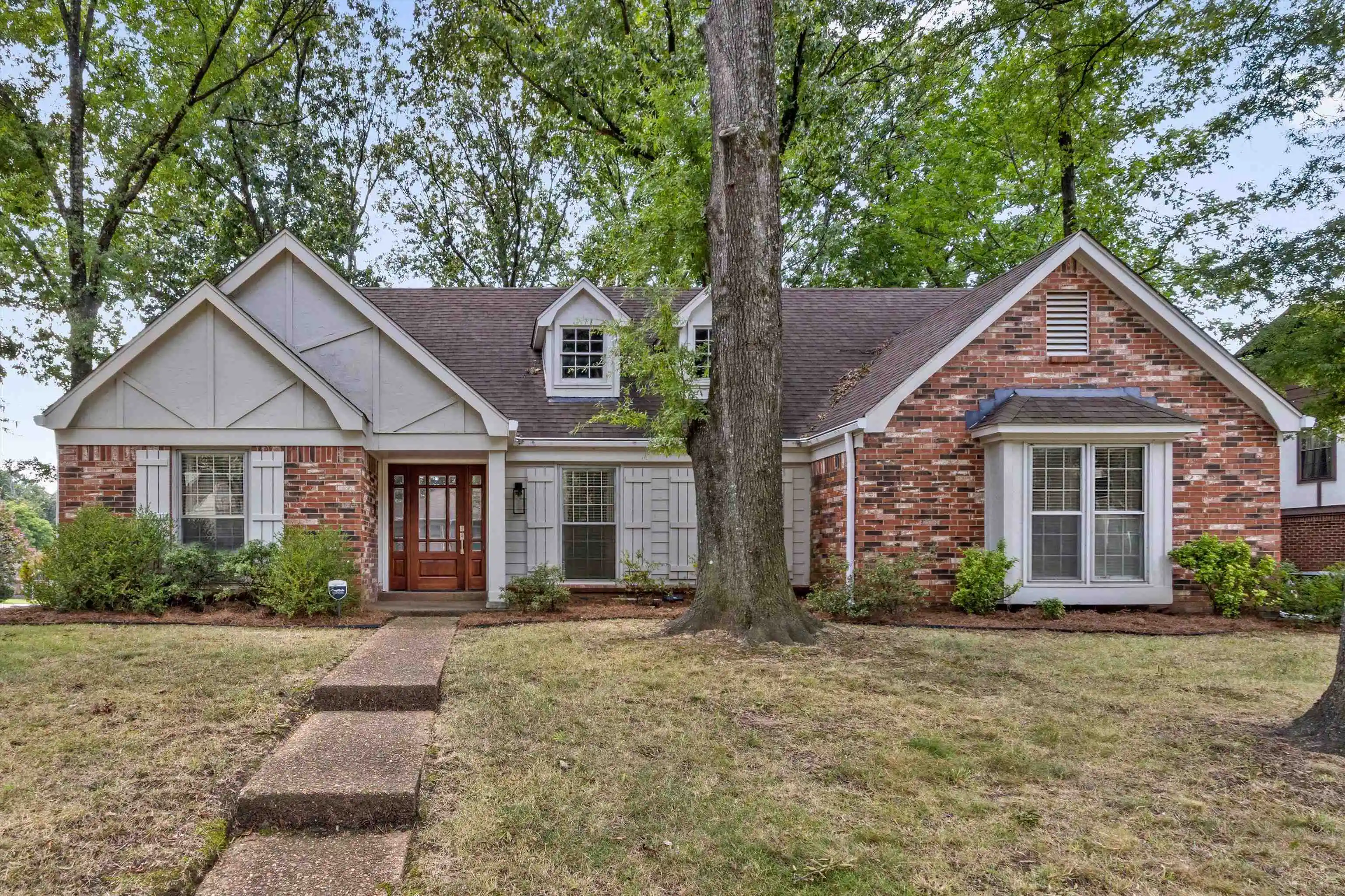 1st image of 5993 Bridle Path Dr, Bartlett, TN 38134 | MLS# 10228420