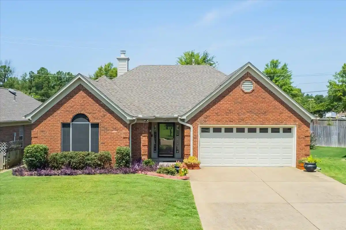 Photo 1 of Single family home for sale at 6484 Gillia Cir, Bartlett, TN 38135 | MLS# 10228421 | Listing updated on 2026-09-22