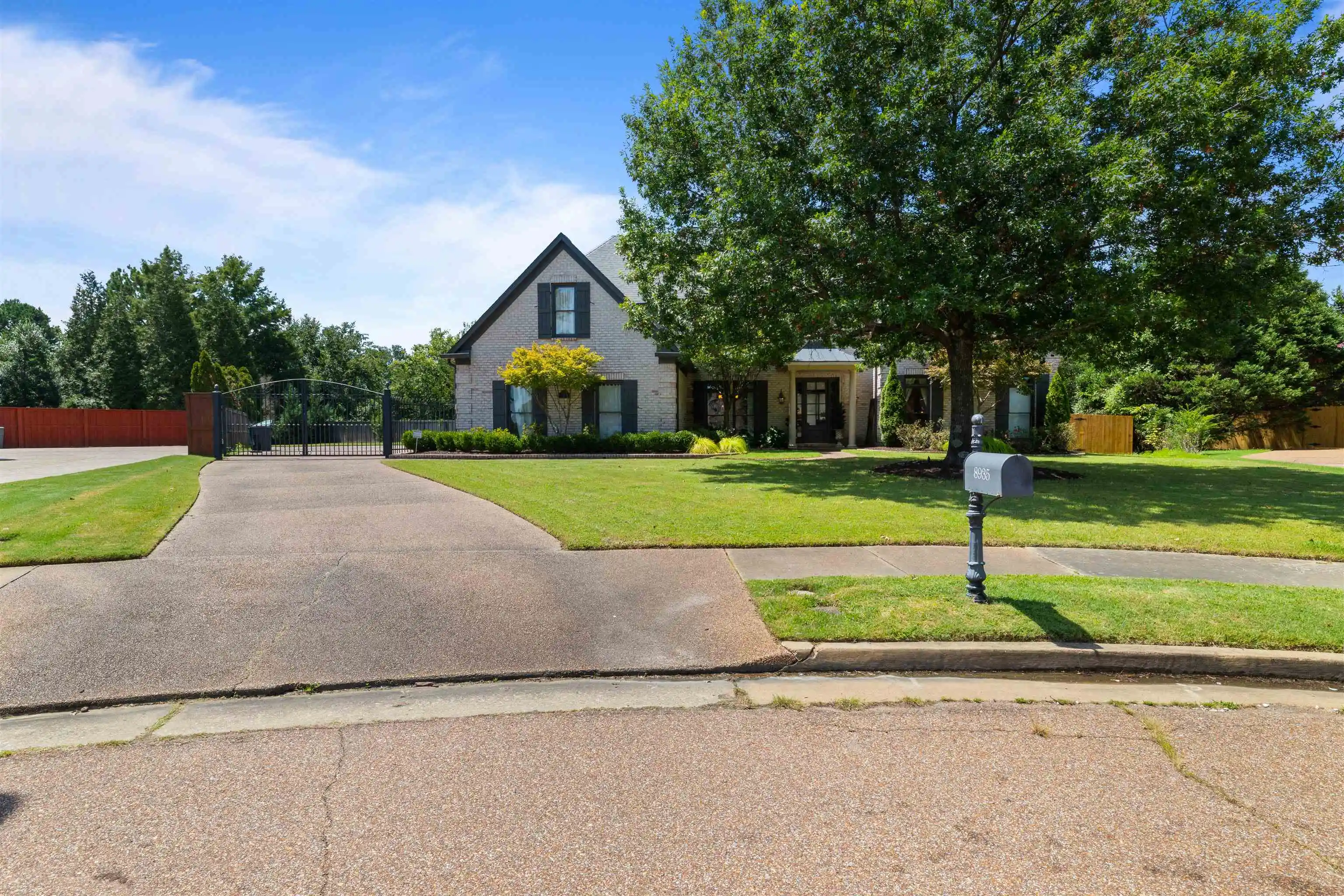 Photo 1 of Single family home for sale at 8935 W Grovelawn Cv, Germantown, TN 38139 | MLS# 10228444 | Listing updated on 2026-08-19