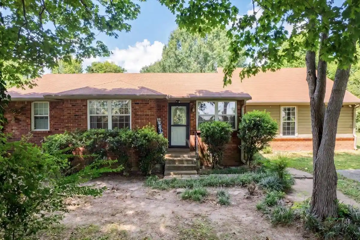 Photo 1 of Single family home for sale at 7780 State Line Rd, Memphis, TN 38125 | MLS# 10228450 | Listing updated on 2026-09-01