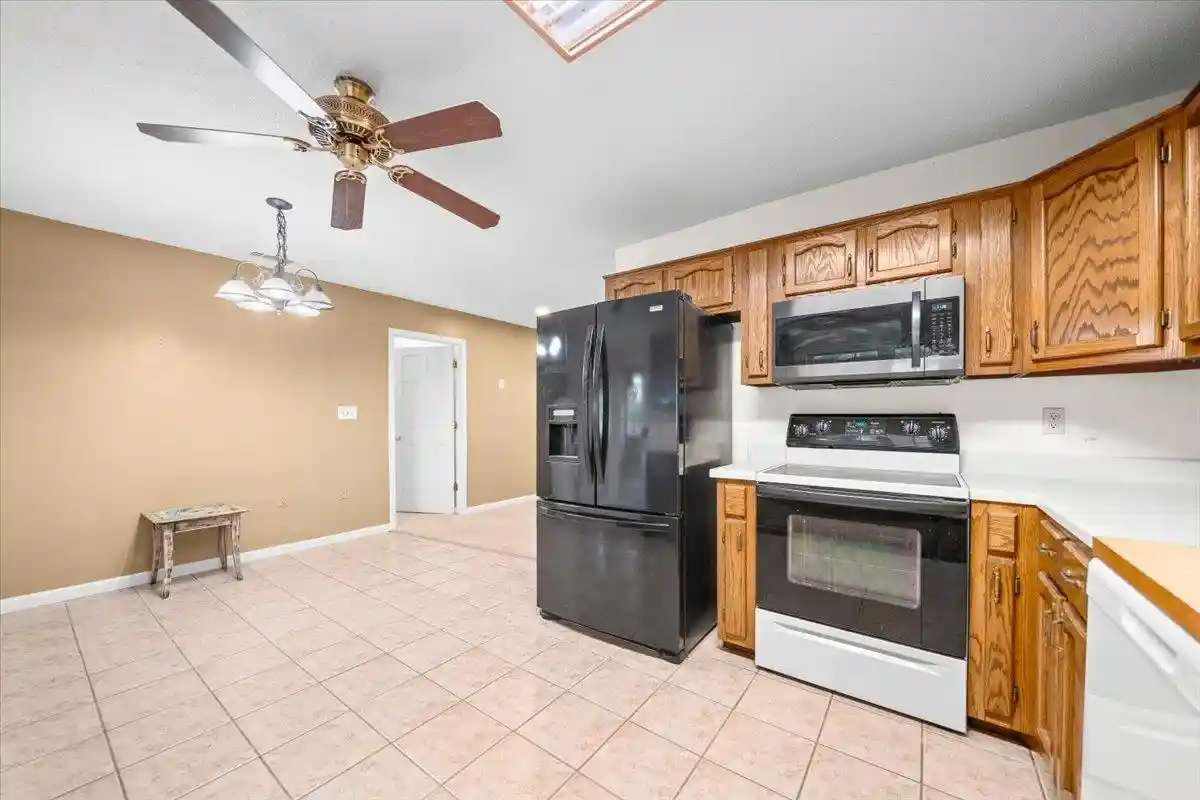 Photo 3 of Single family home for sale at 7780 State Line Rd, Memphis, TN 38125 | MLS# 10228450 | Listing updated on 2026-09-01