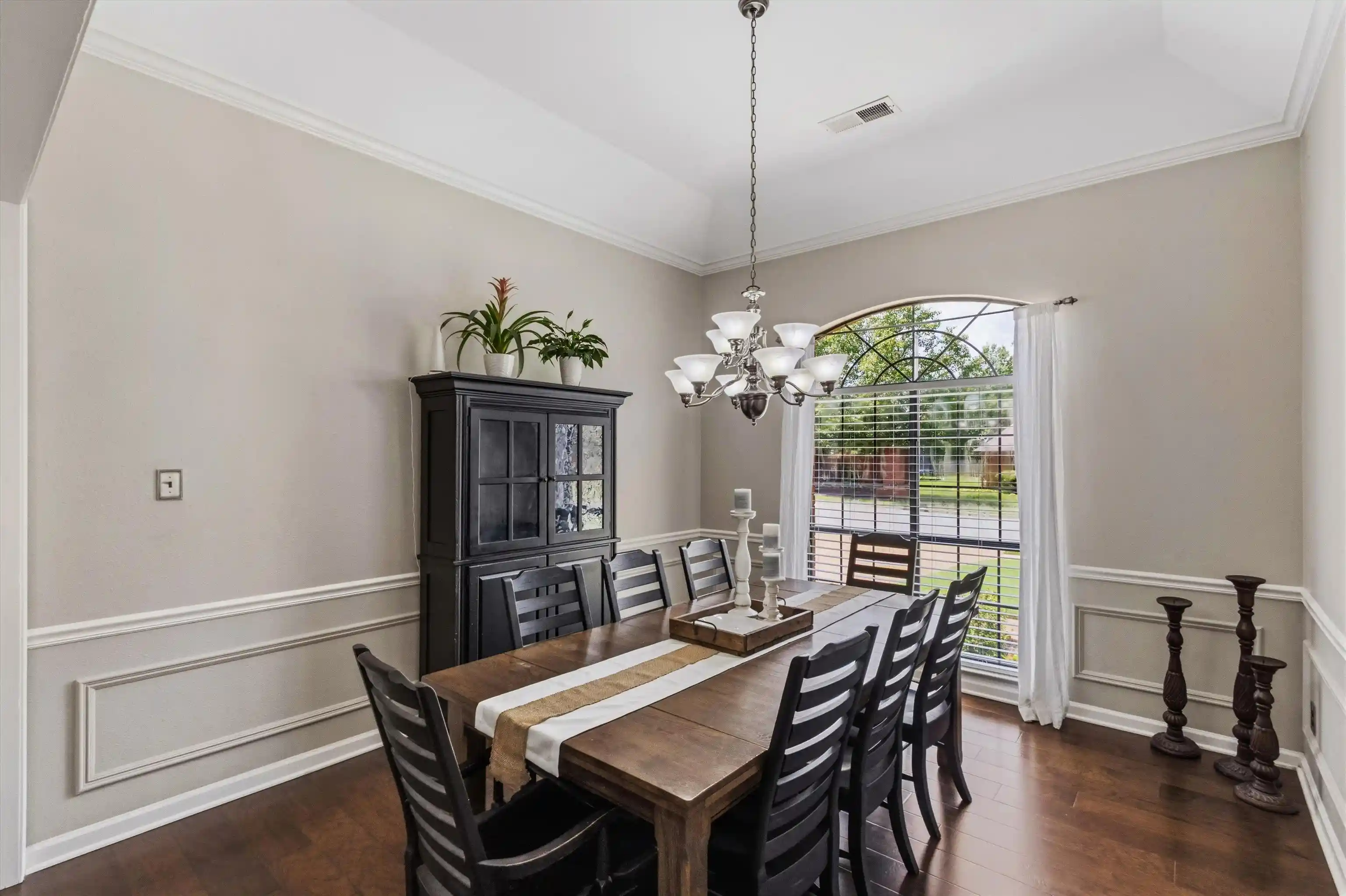 Photo 2 of Single family home for sale at 1284 Grey Wolf Dr, Collierville, TN 38017 | MLS# 10228464 | Listing updated on 2026-08-16