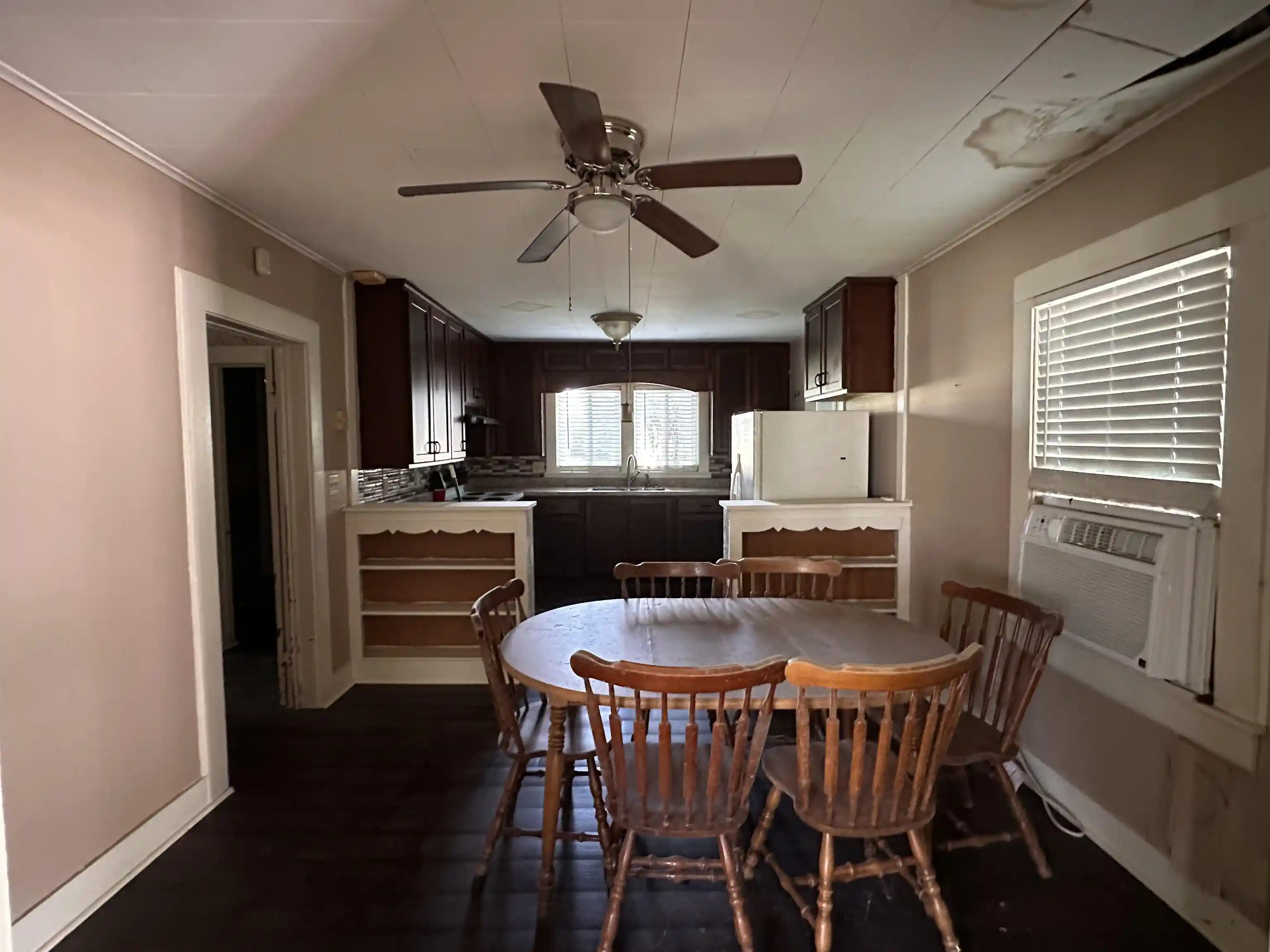 Photo 4 of Sale Pending at 502 E Tigrett St, Halls, TN 38040 | MLS# 10228475 | Listing updated on 2026-08-18