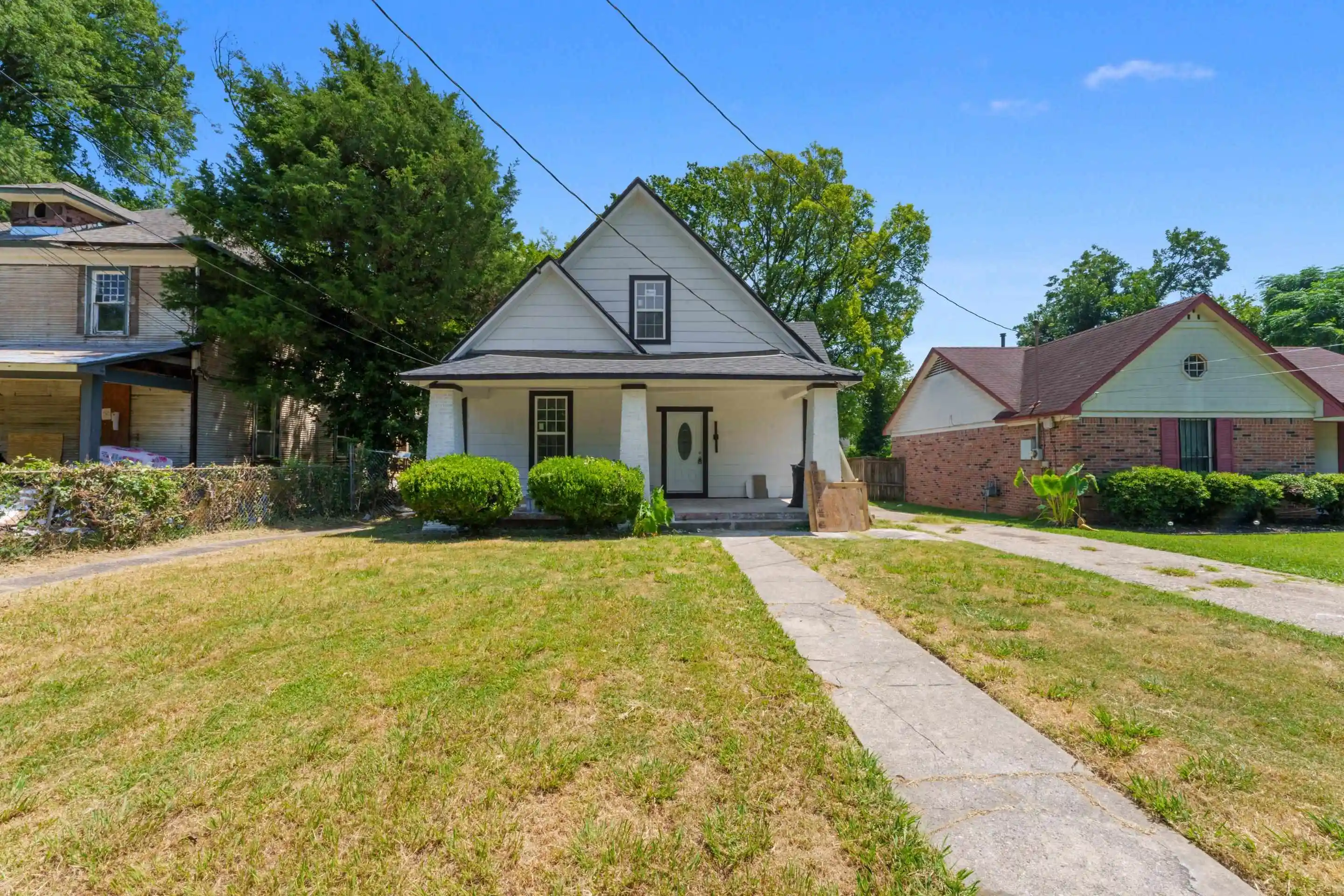 Photo 1 of Single family home for sale at 946 Roland St, Memphis, TN 38114 | MLS# 10228476 | Listing updated on 2026-09-06