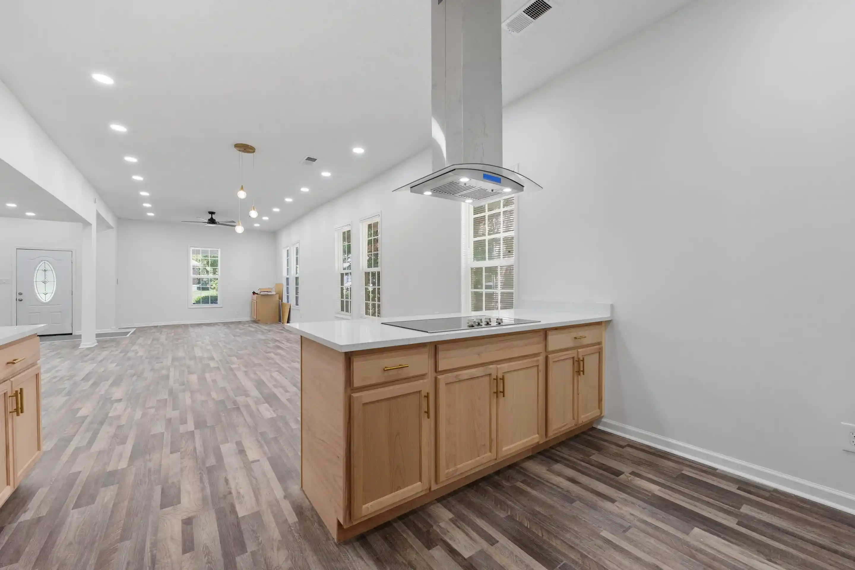 Photo 3 of Single family home for sale at 946 Roland St, Memphis, TN 38114 | MLS# 10228476 | Listing updated on 2026-09-06