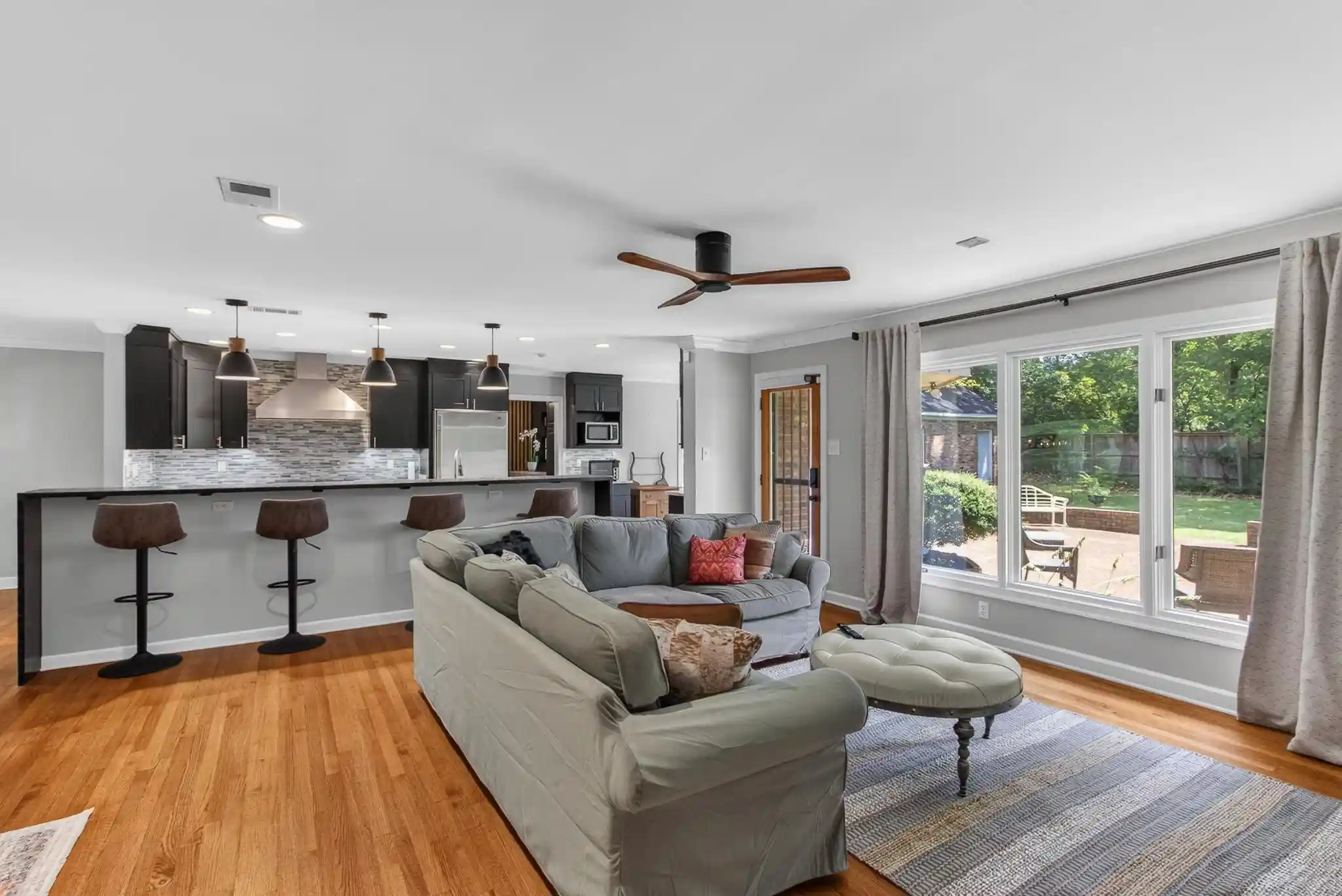 Photo 3 of Single family home for sale at 356 Waring Rd, Memphis, TN 38117 | MLS# 10228477 | Listing updated on 2026-09-24