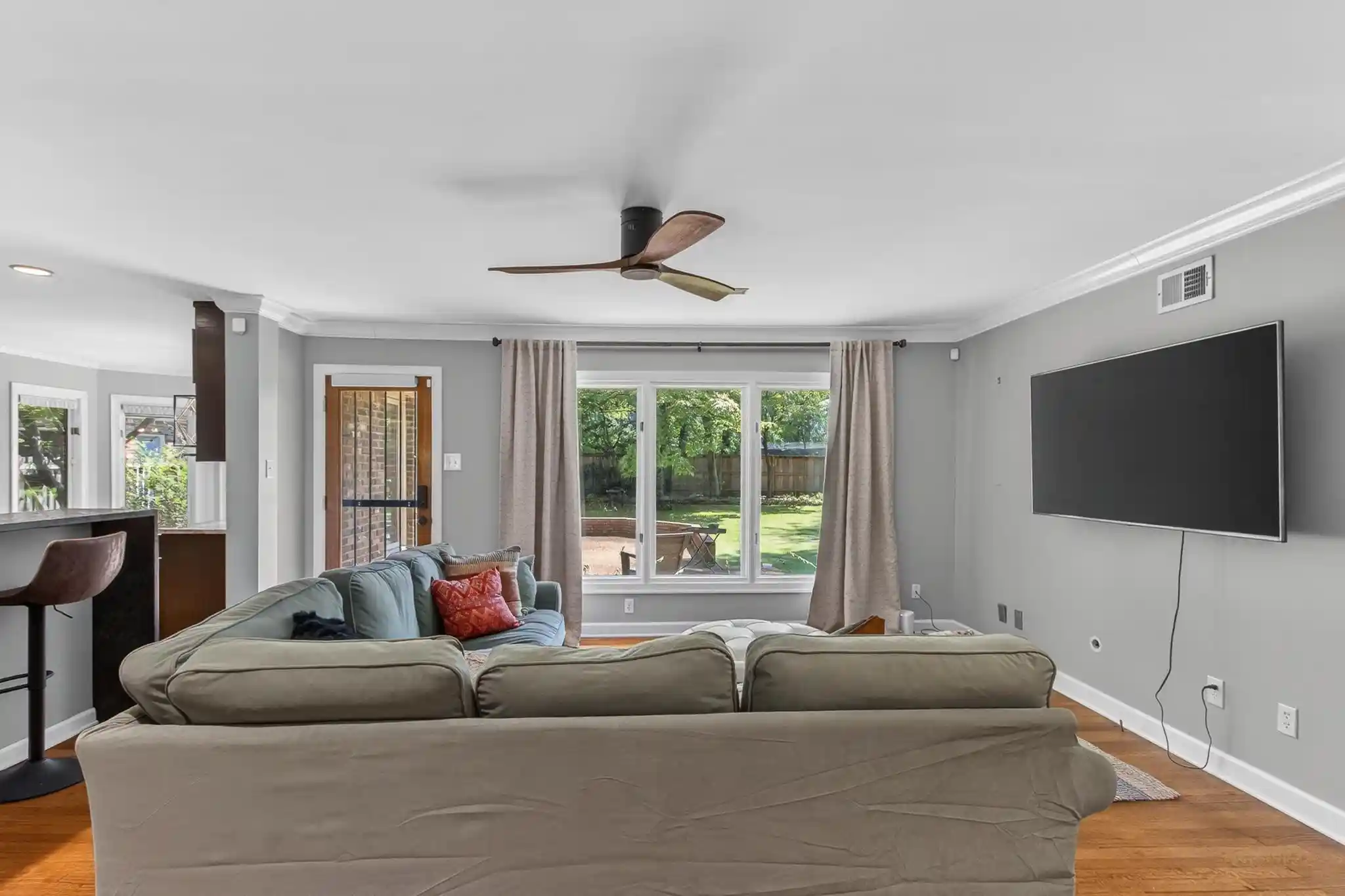 Photo 3 of Single family home for sale at 356 Waring Rd, Memphis, TN 38117 | MLS# 10228477 | Listing updated on 2026-09-24