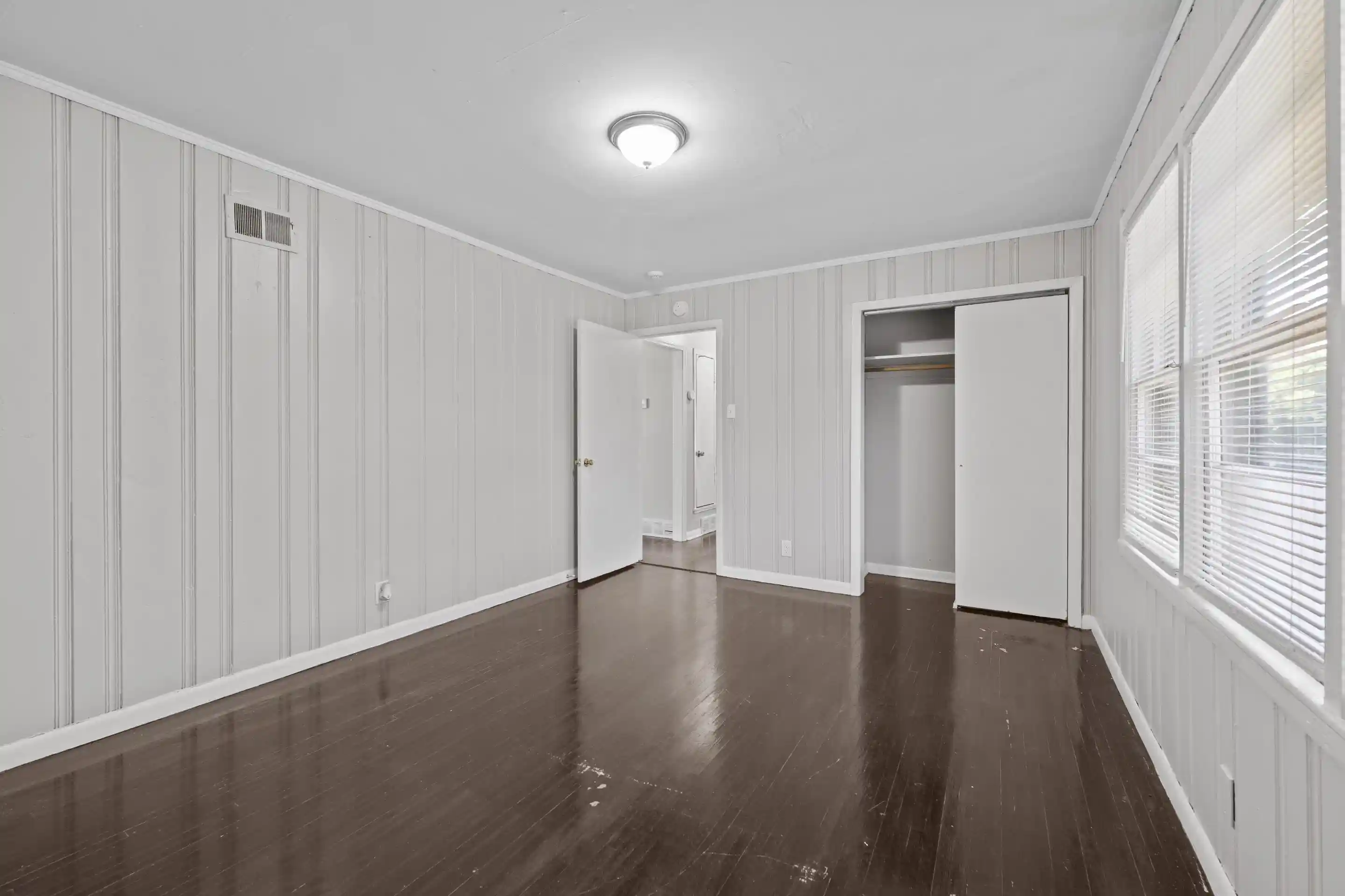 Photo 3 of Single family home for sale at 4064 Hermitage Dr, Memphis, TN 38116 | MLS# 10228485 | Listing updated on 2026-08-15